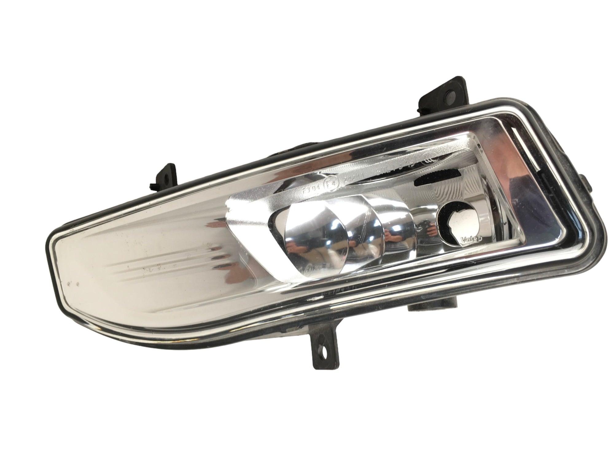 Antiniebla izquierdo Nissan Qashqai J11E Fase 2 - 90078634