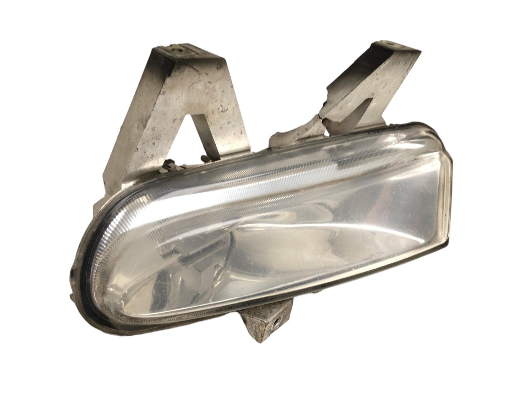 Antiniebla izquierdo Peugeot 406 - 89200495