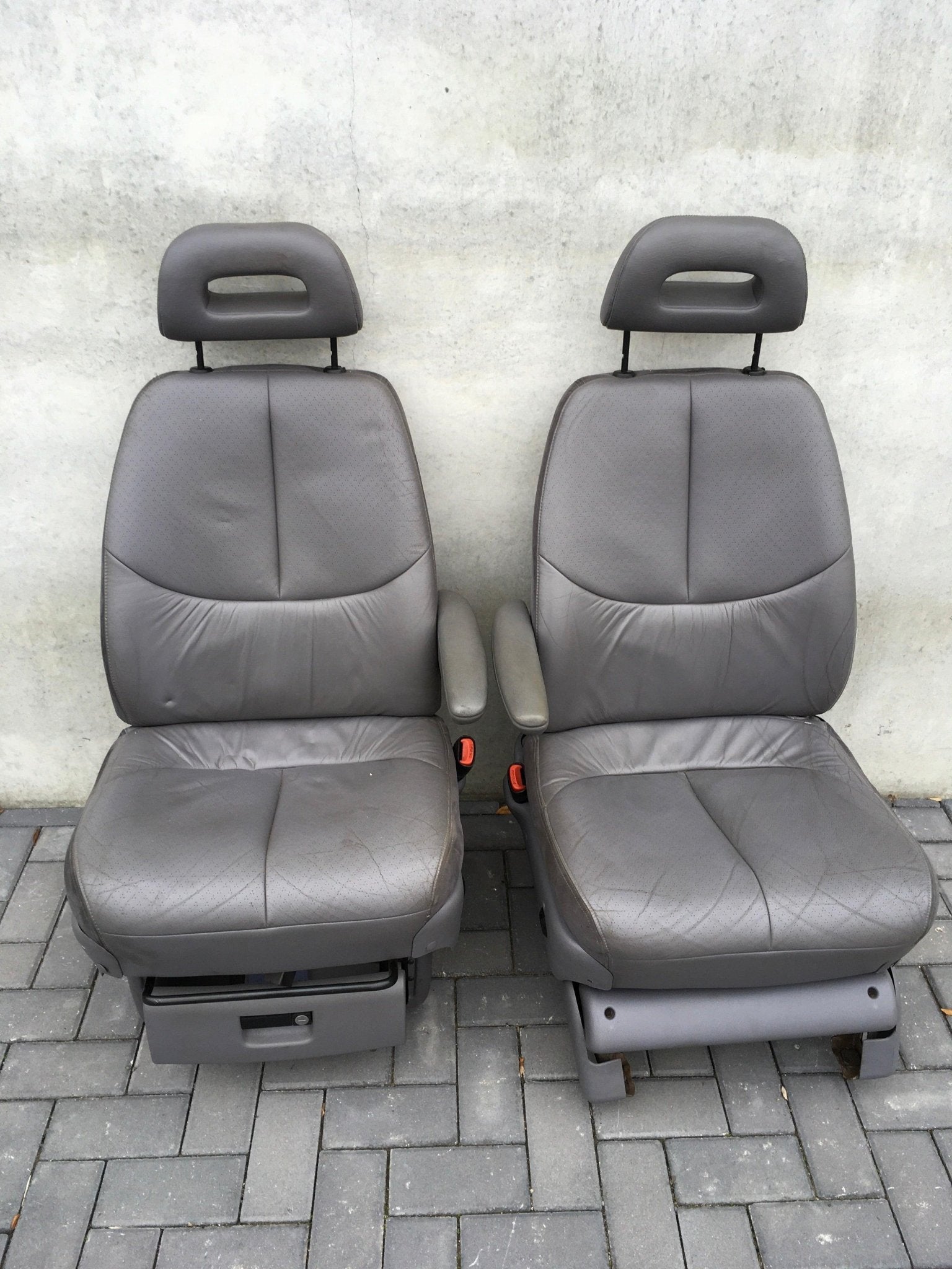 Asientos Chrysler Voyager III - 