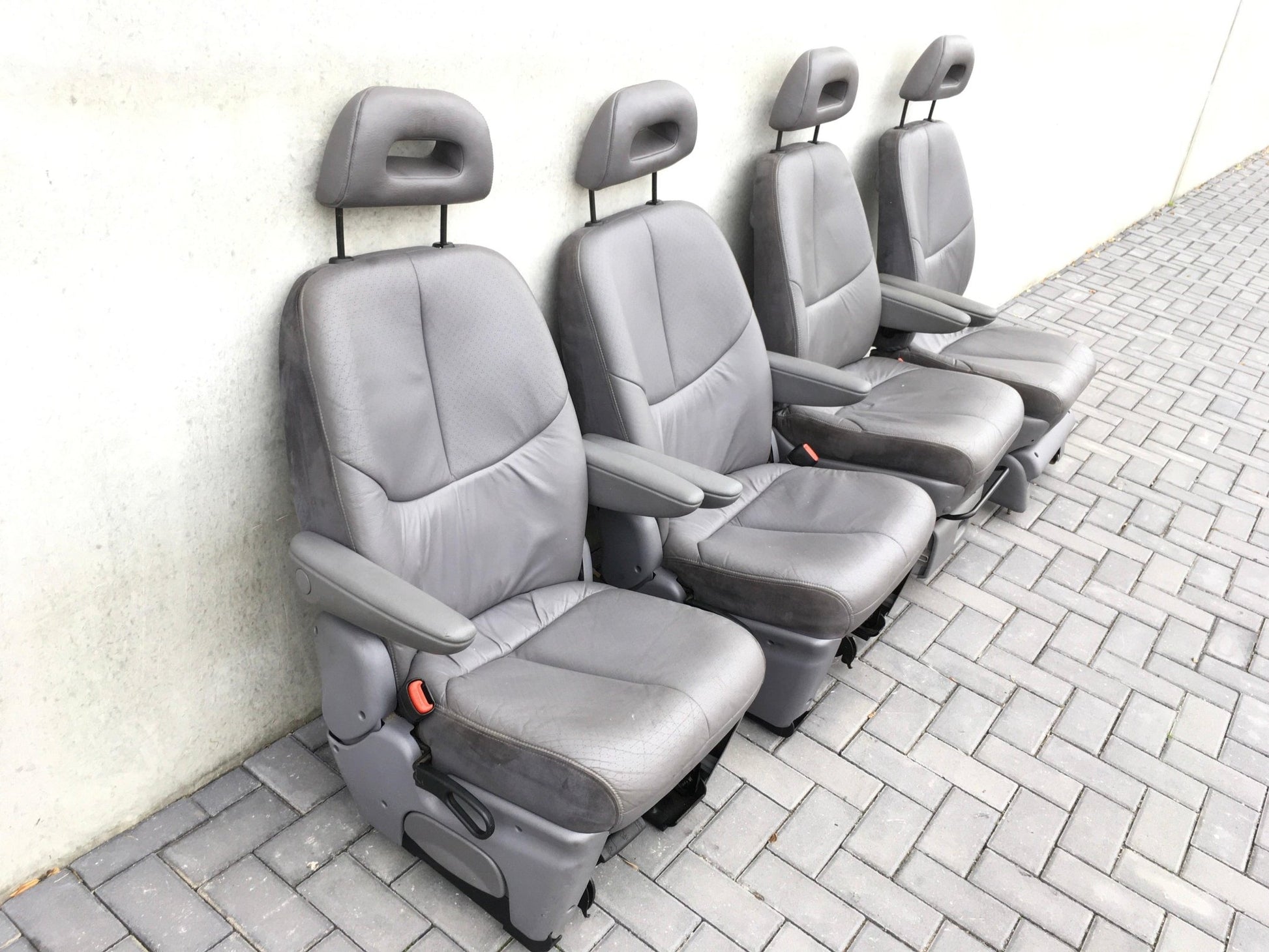 Asientos Chrysler Voyager III - 