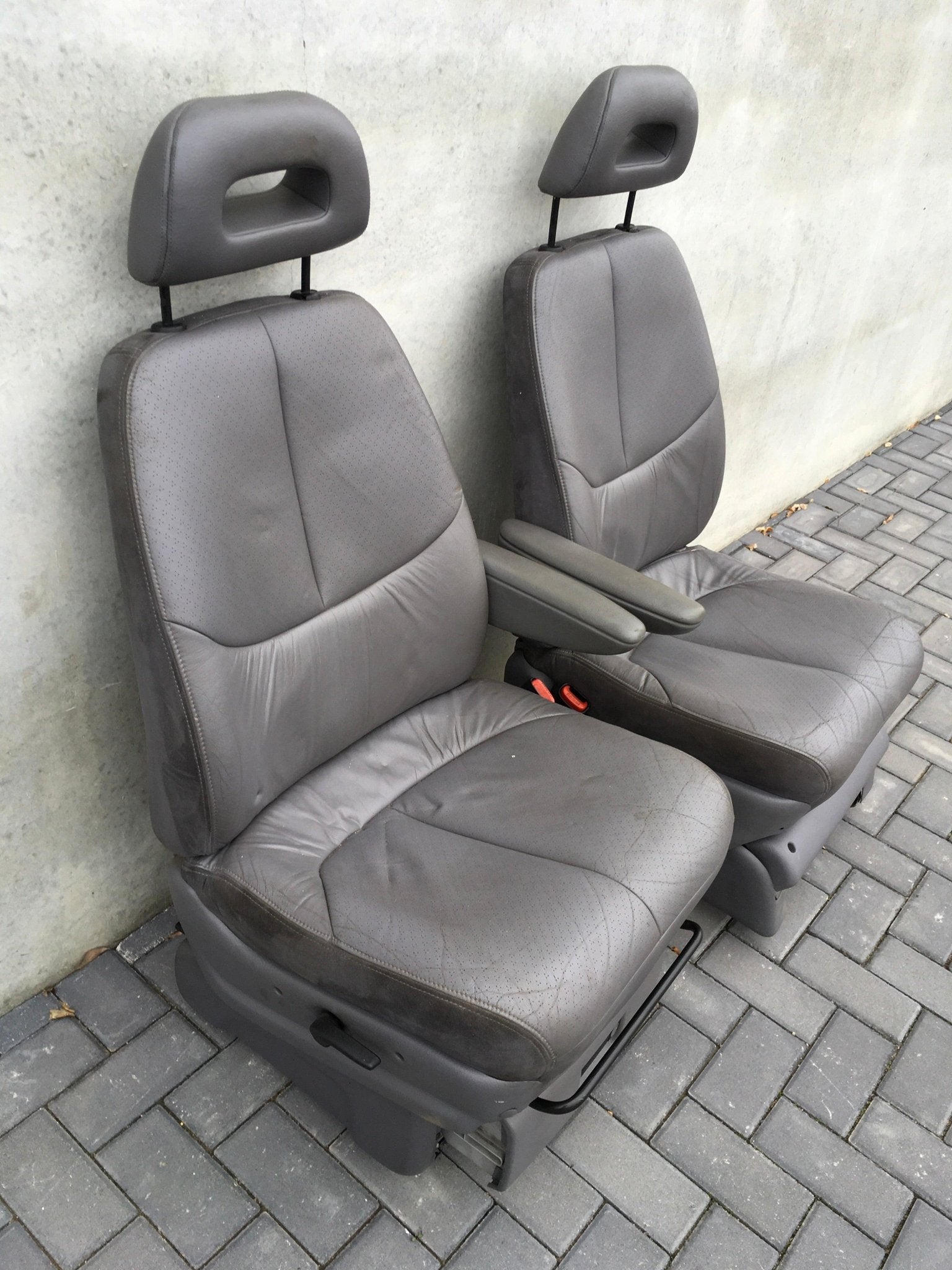 Asientos Chrysler Voyager III - 