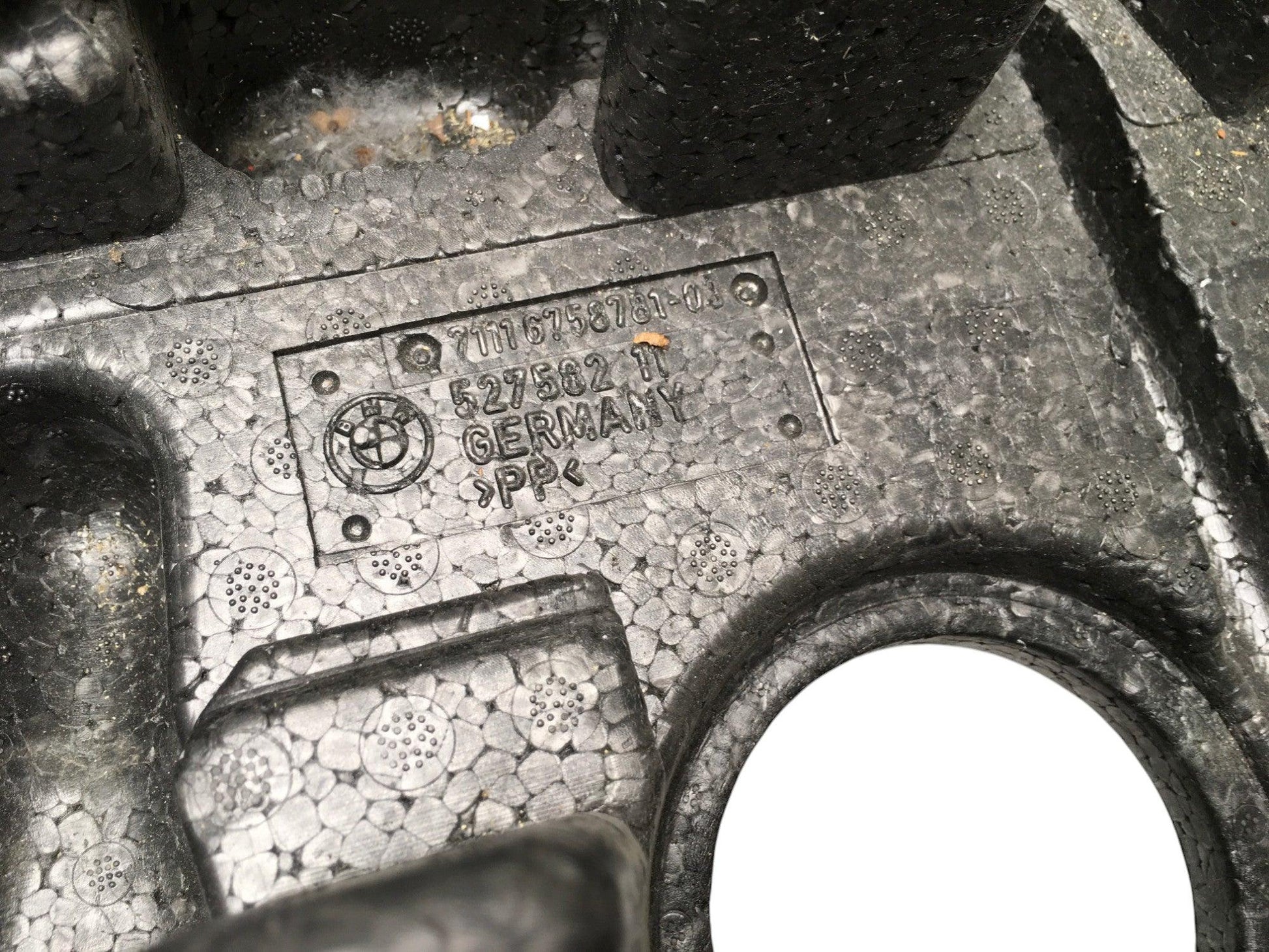 Bandeja herramientas BMW 71116758781 - 71116758781