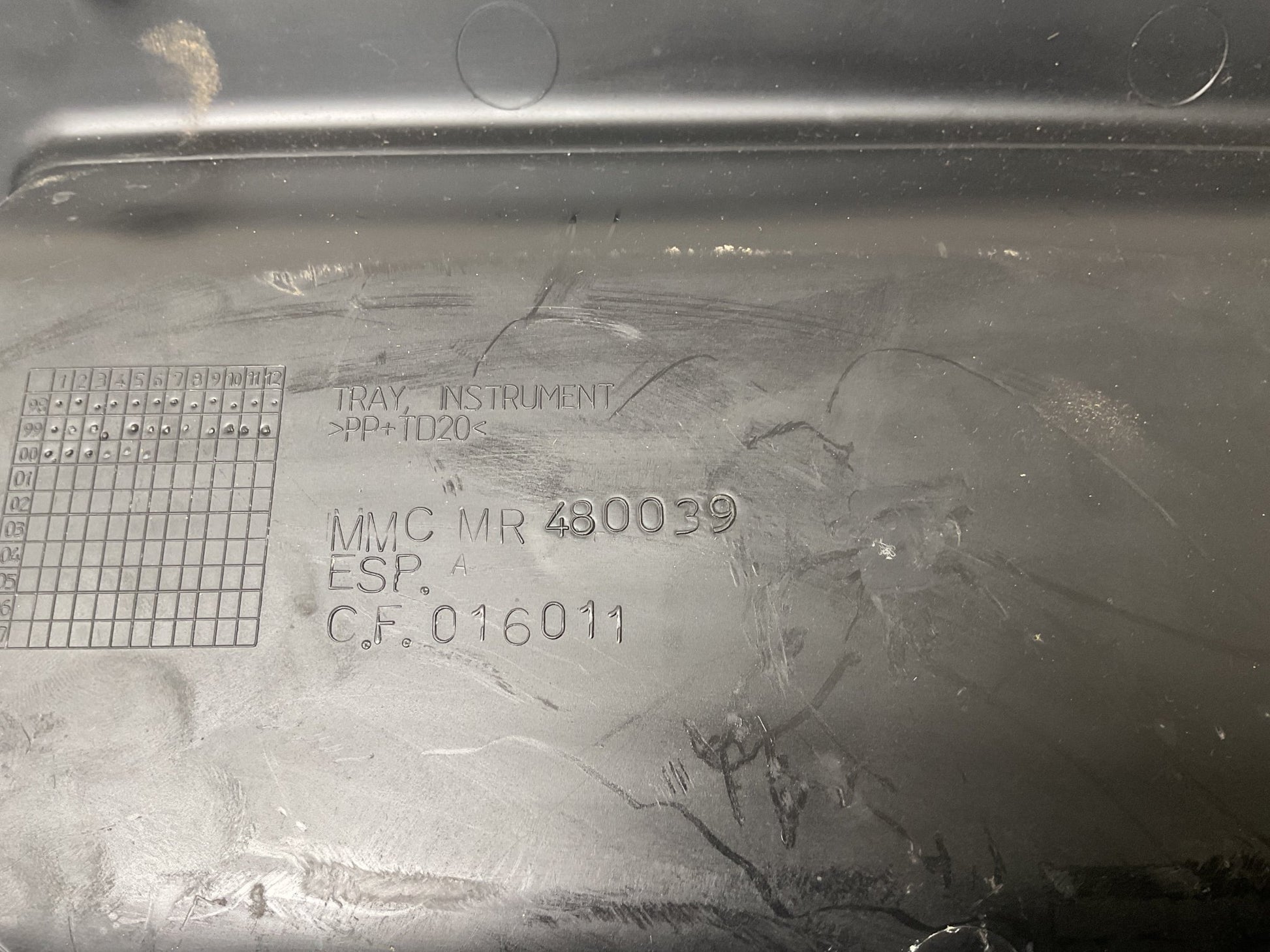 Bandeja Mitsubishi Pajero Pinin - MR480039