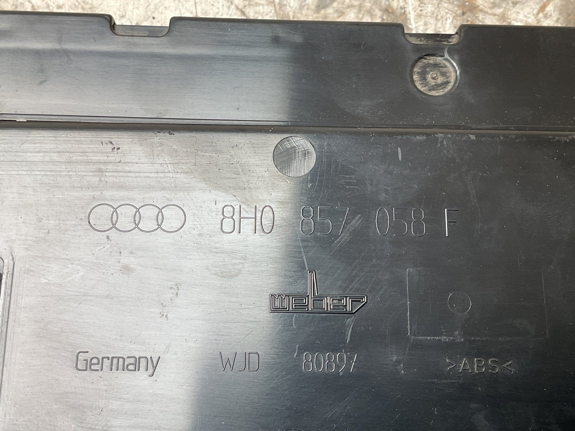 Bandeja Salpicadero Audi A4 2000-2008 - 8H0857058F