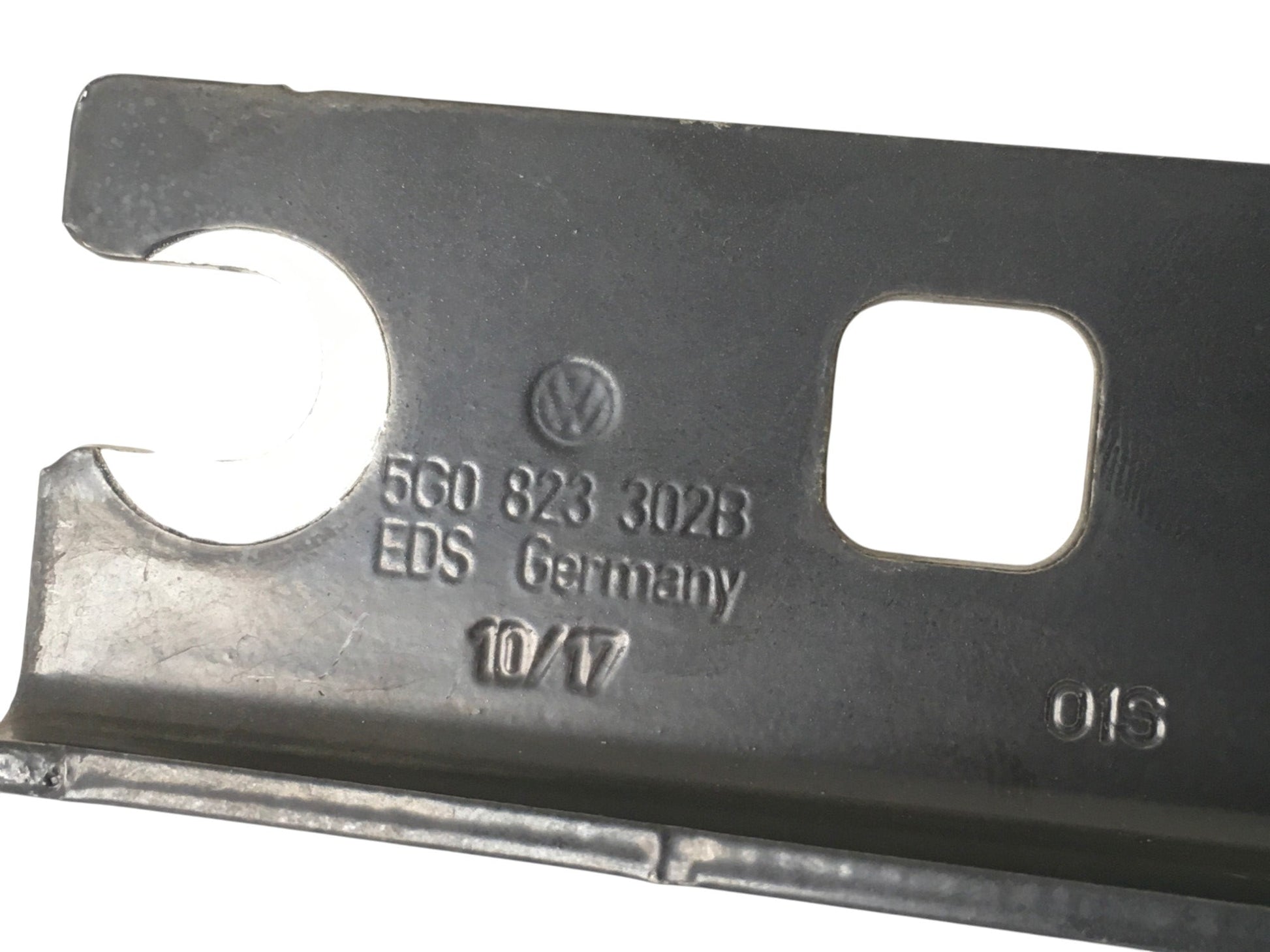 Bisagra dcha Capo VW Golf VII - 5G0823302B