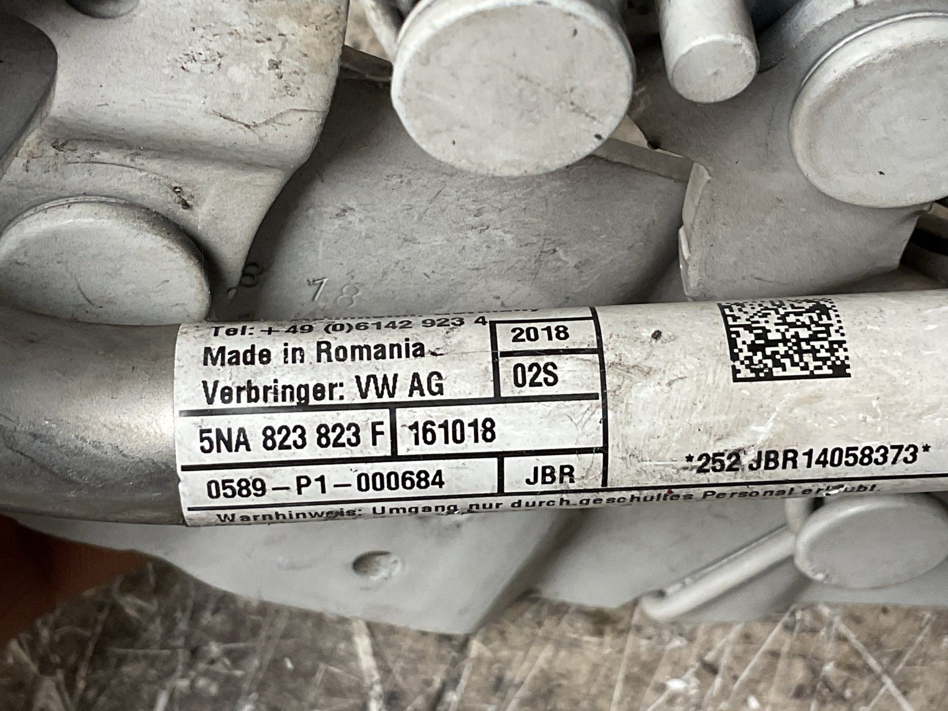 Bisagra dcho capo VW Tiguan 2016-2021 - 5NA823302