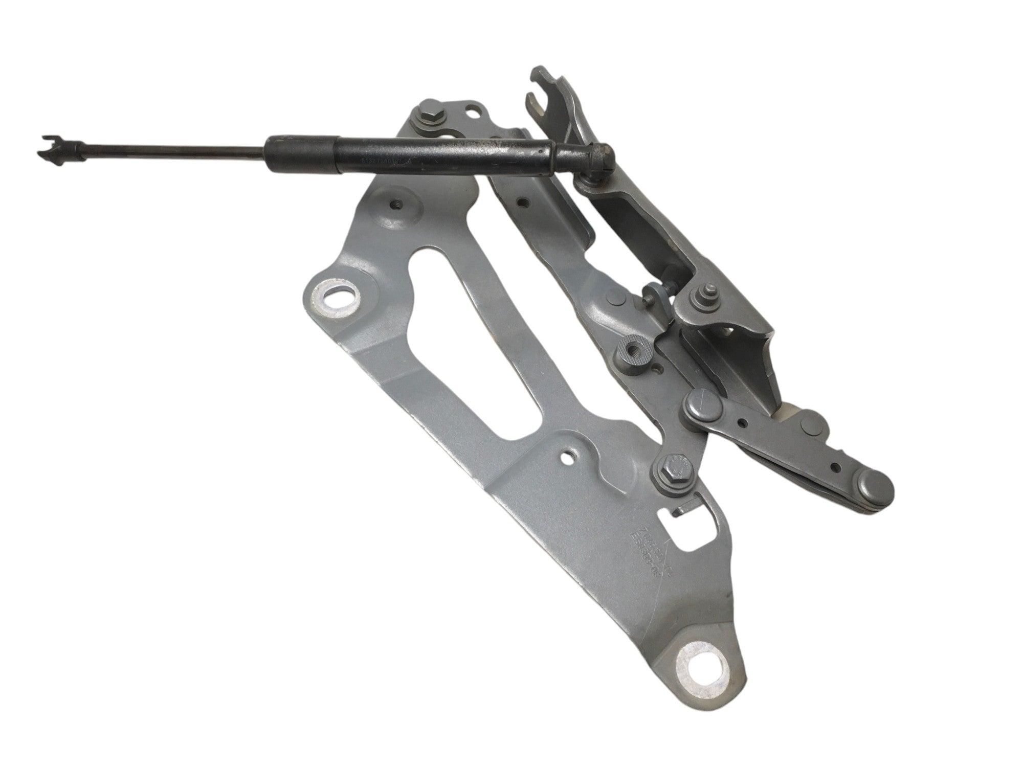 Bisagra derecha capo BMW F07 GT - 7046324