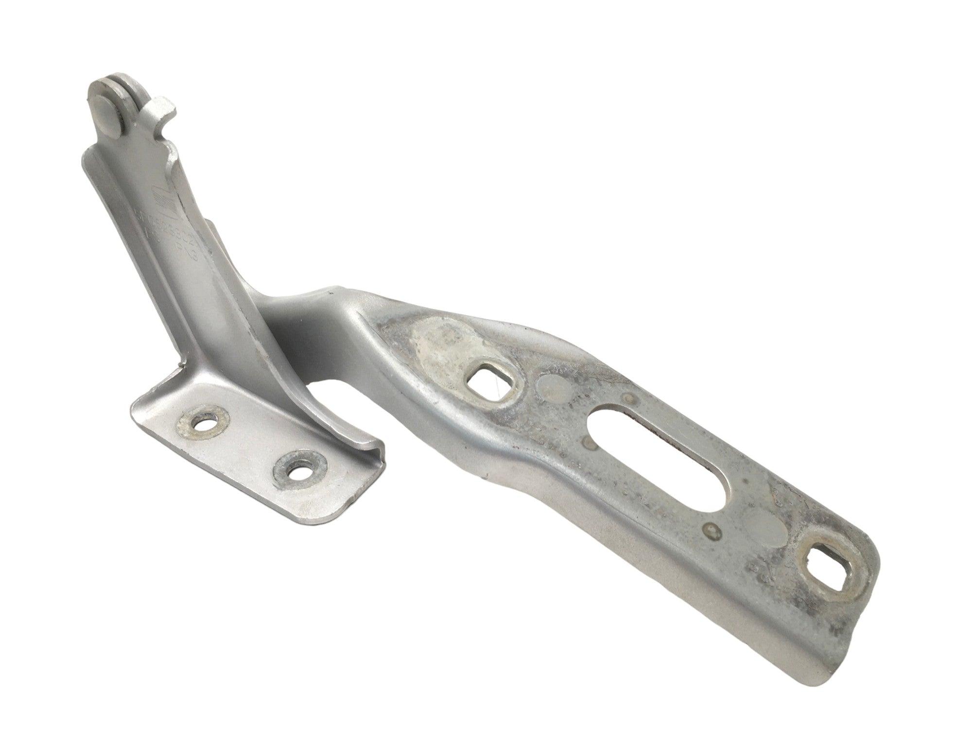 Bisagra derecha Capo Seat Leon III 5F - 5F0823302A _
