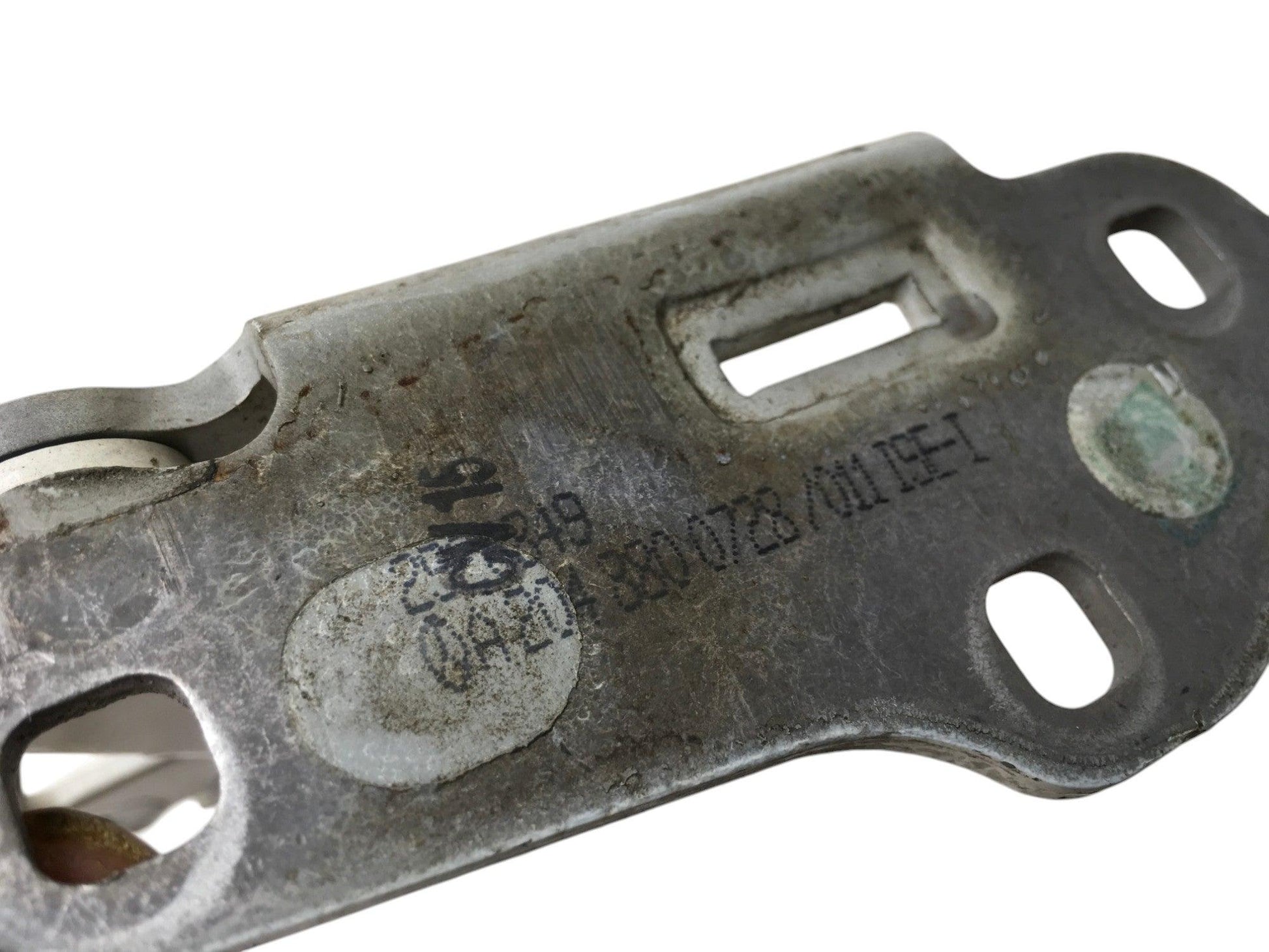 Bisagra izq capo Mercedes W204 - A2048800728