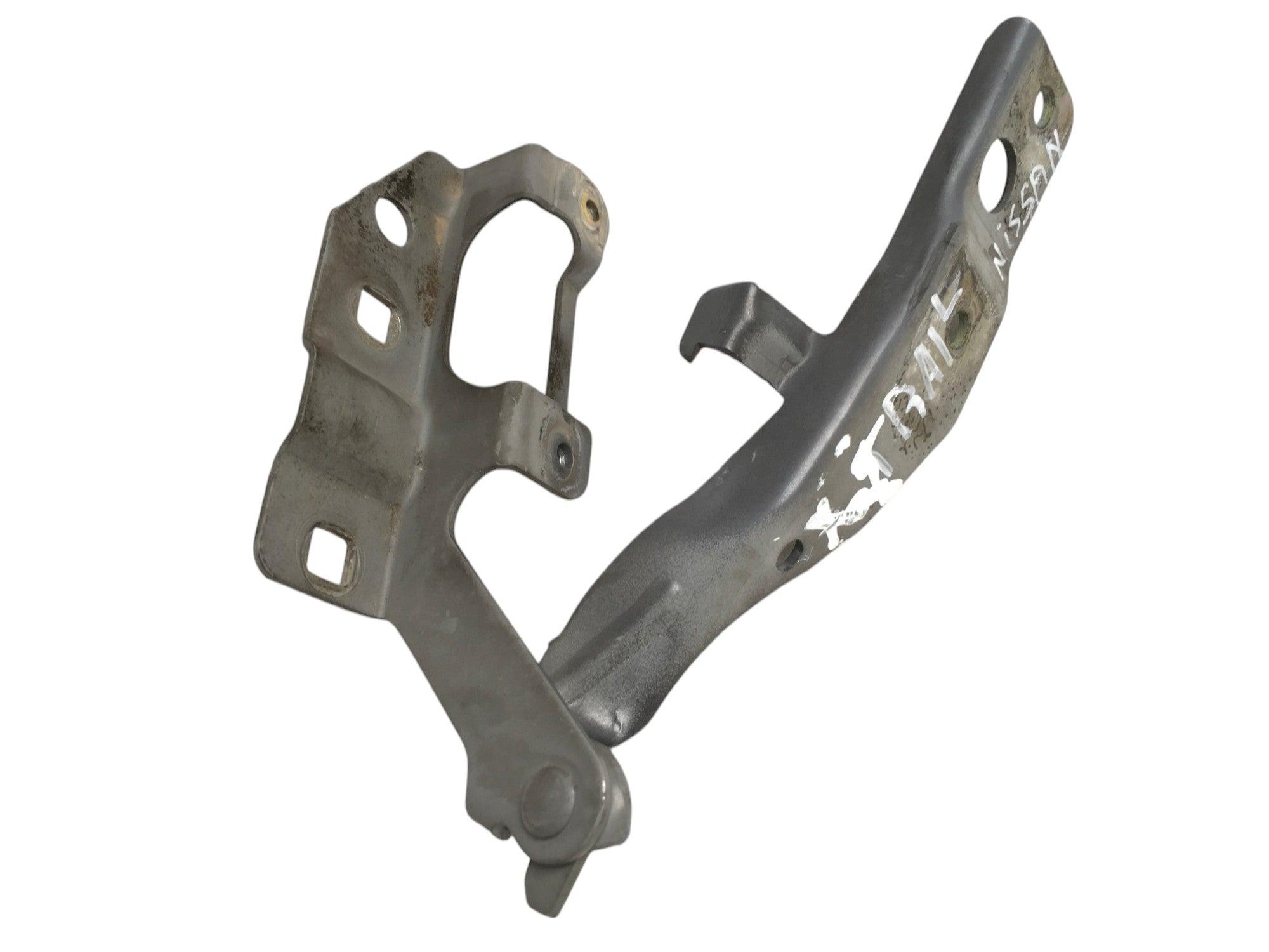 Bisagra izq capo Nissan X - Trail T30 - 