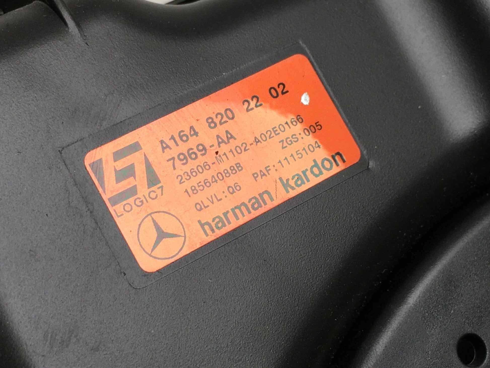 Bocina Subwoofer Mercedes W164 - A1648202202