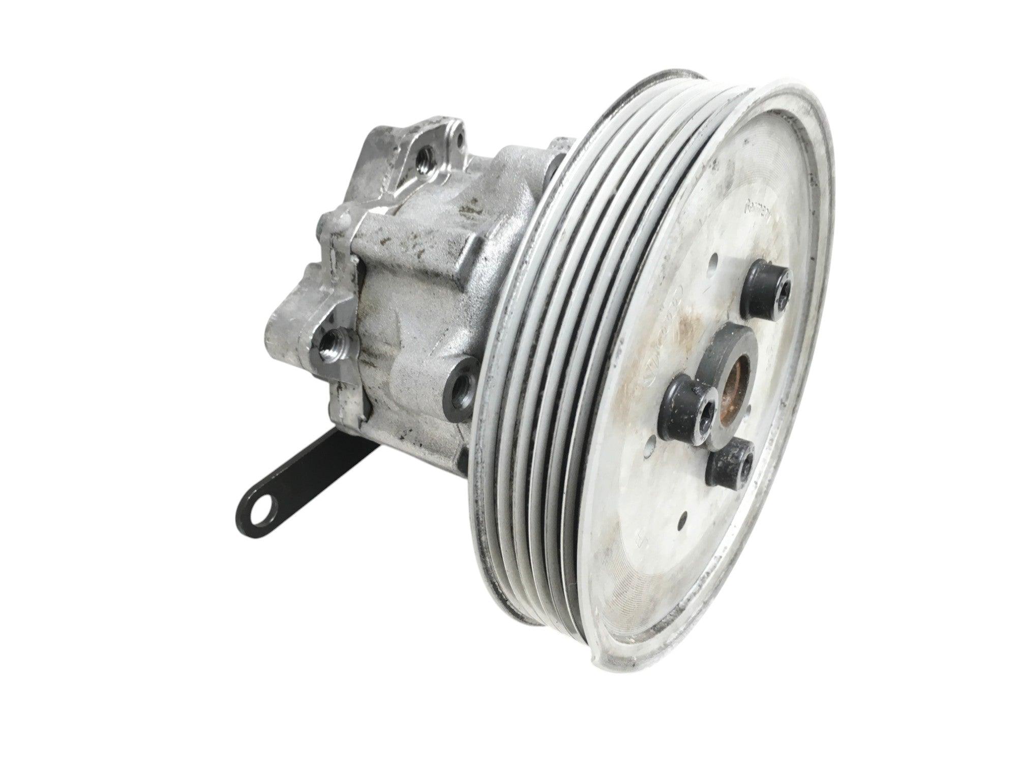 Bomba direccion Audi A6 4F - 4F0145155A