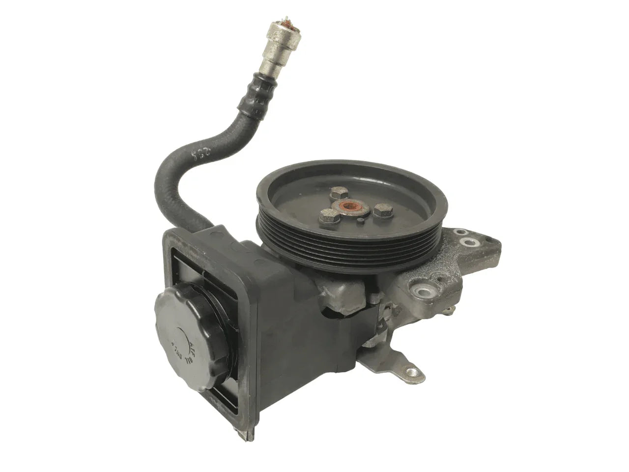 Bomba direccion BMW 6762279