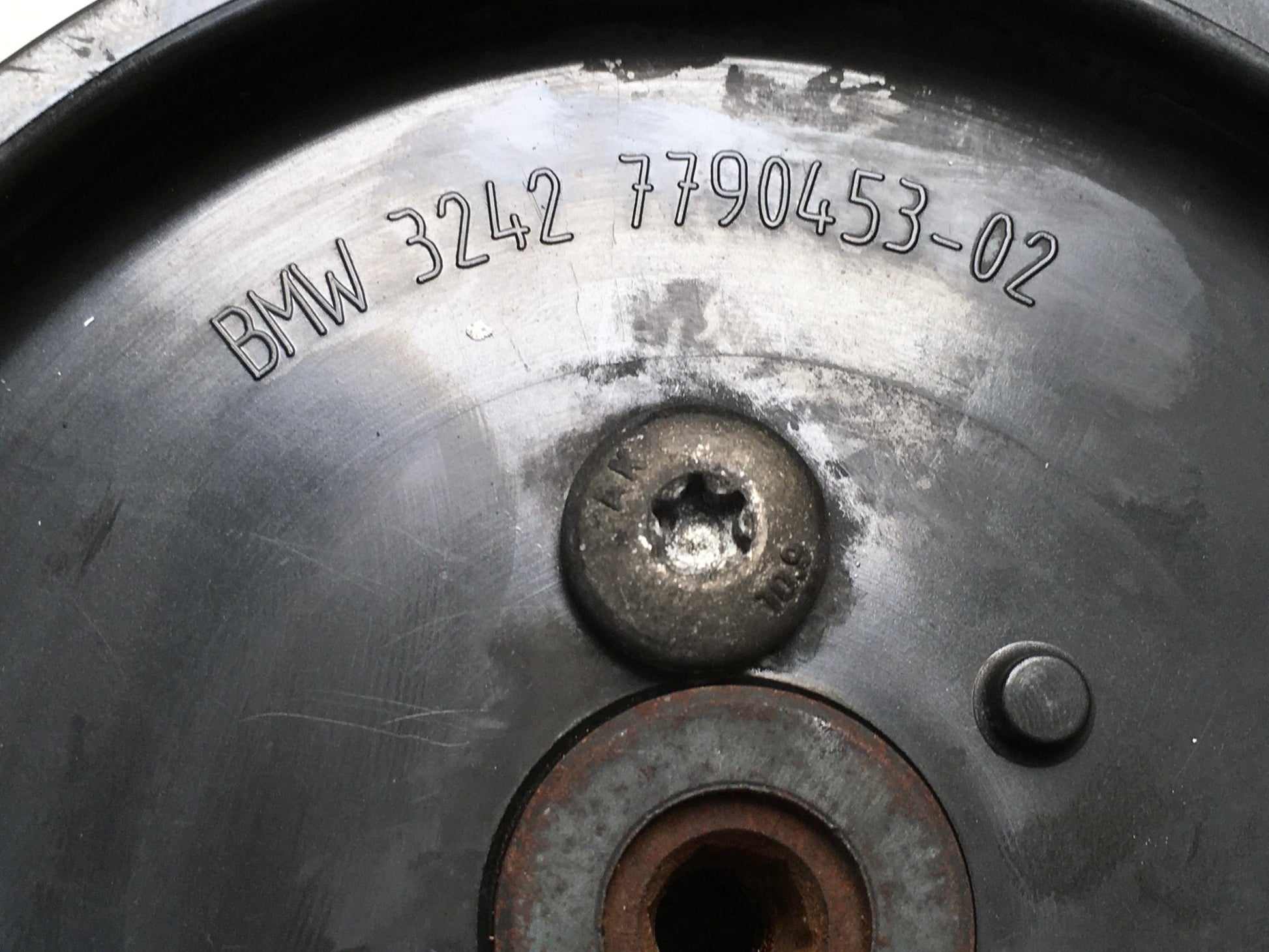 Bomba direccion BMW E90 E81 - 7692974546 _