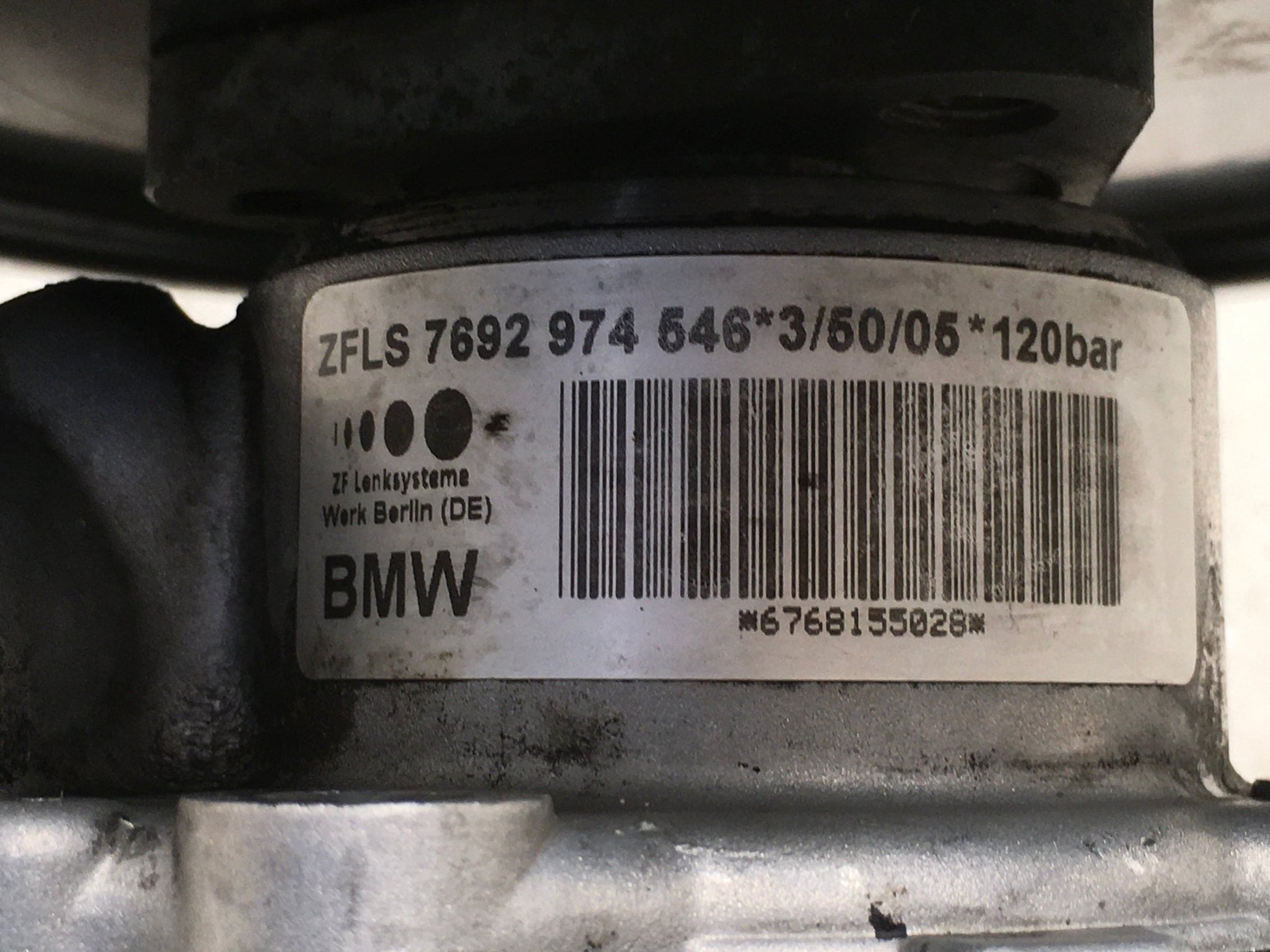 Bomba direccion BMW E90 E81 - 7692974546 _