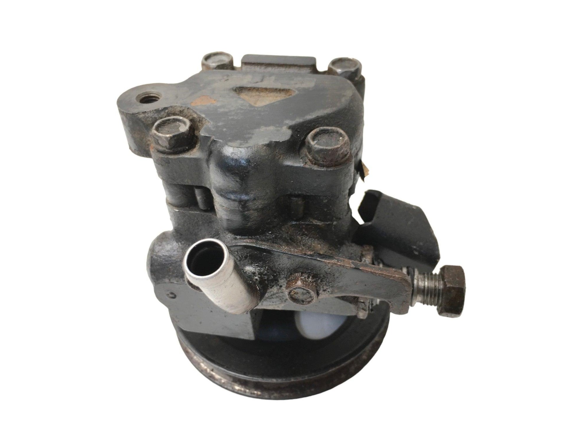 Bomba direccion Mitsubishi Delica - MB501281