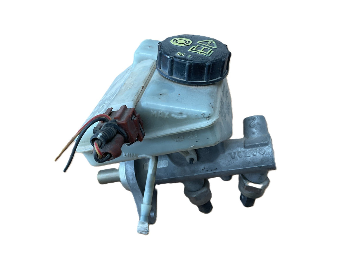 Bomba freno Volvo XC90 I (275) 02-14 - 8683272