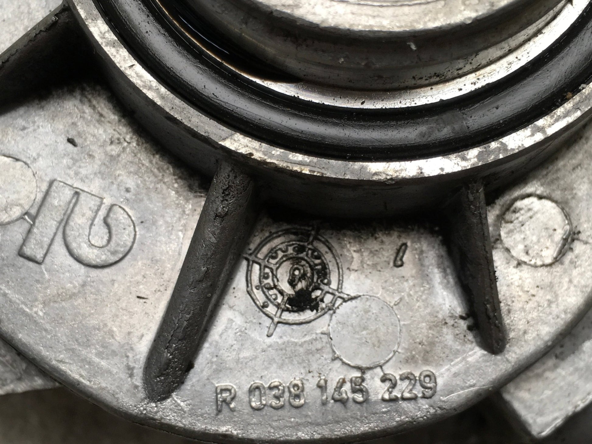 Bomba Vacio VW 038145101B - 038145101B