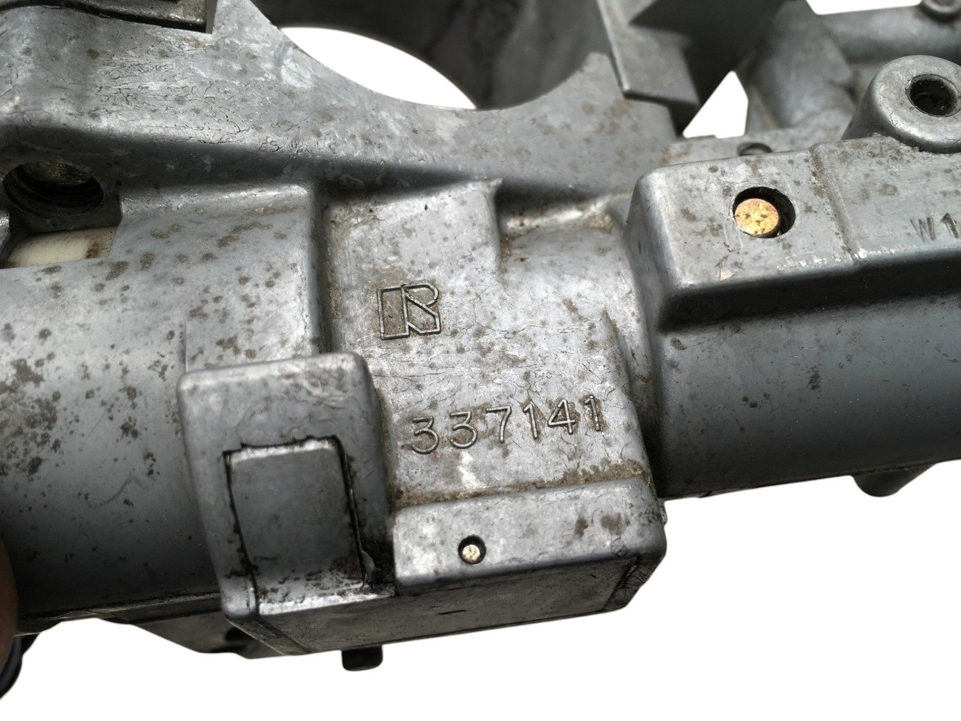 Bombin arranque Mitsubishi Montero V20 - 