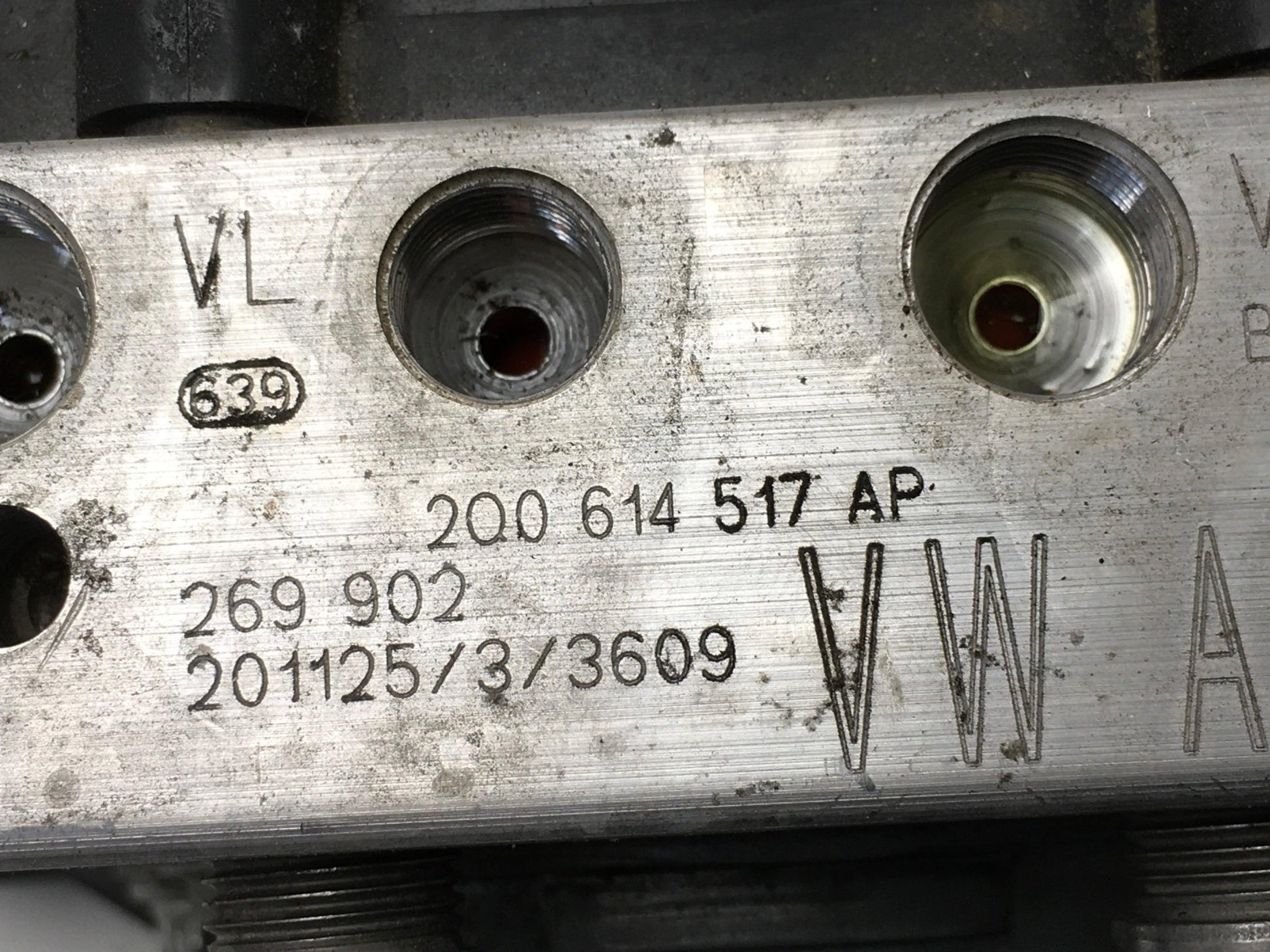 Bombsa ABS VW 2Q0614517AP - 2Q0614517AP