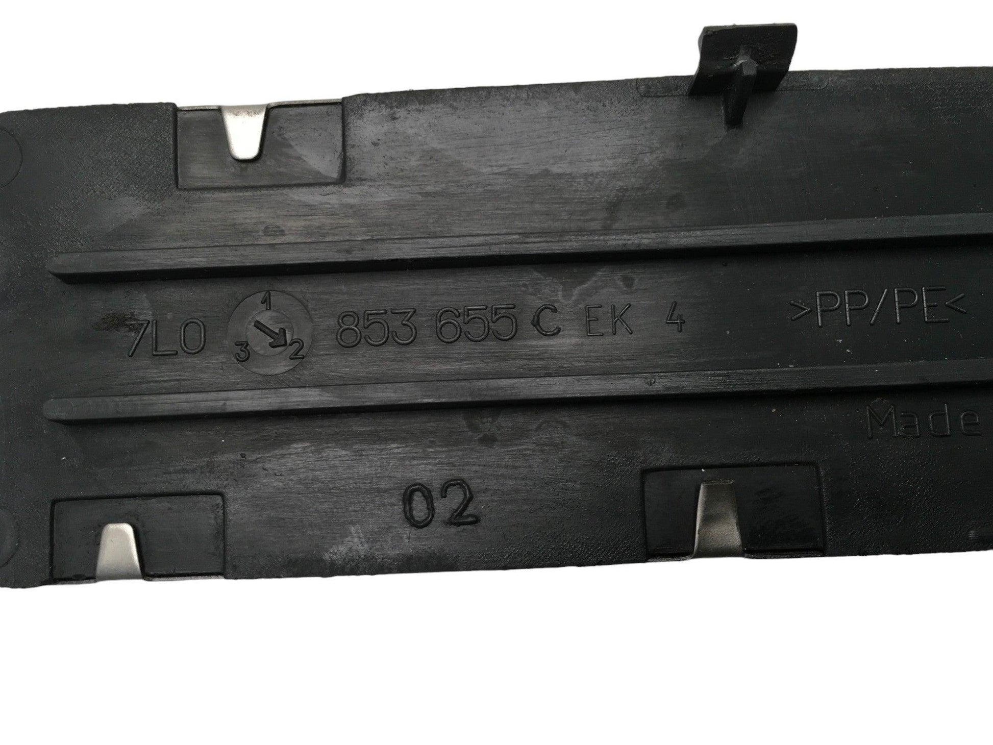 Borde del izq Porsche Cayenne 955 - 7L0853655C