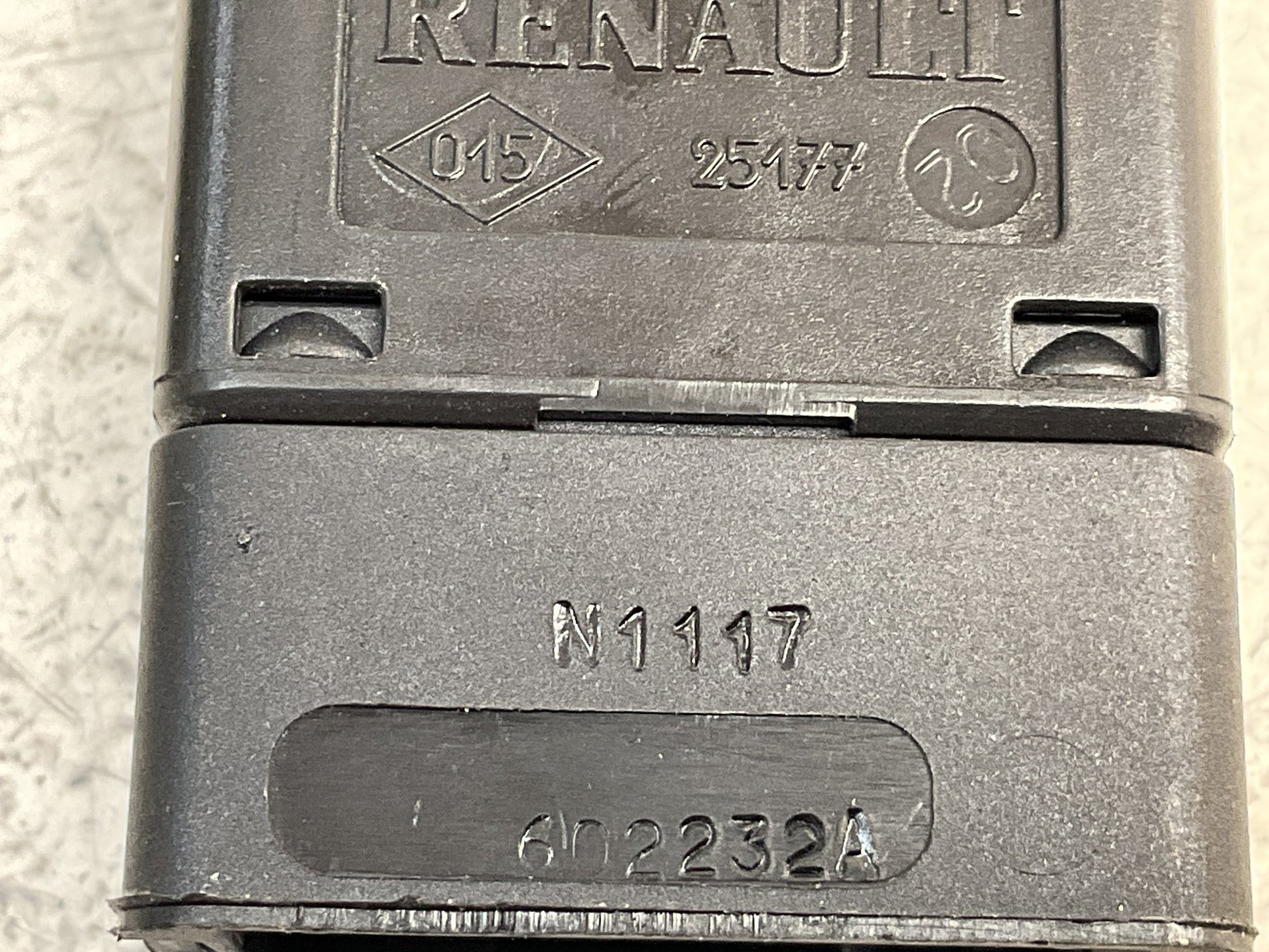 Boton Emergencia para Sandero Duster - 602232A