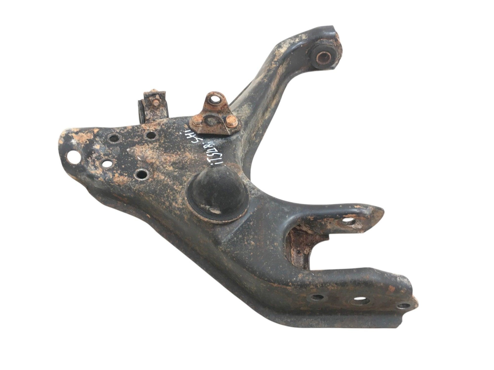 Brazo del izq Inferior Mitsubishi Montero V20 - MN150411