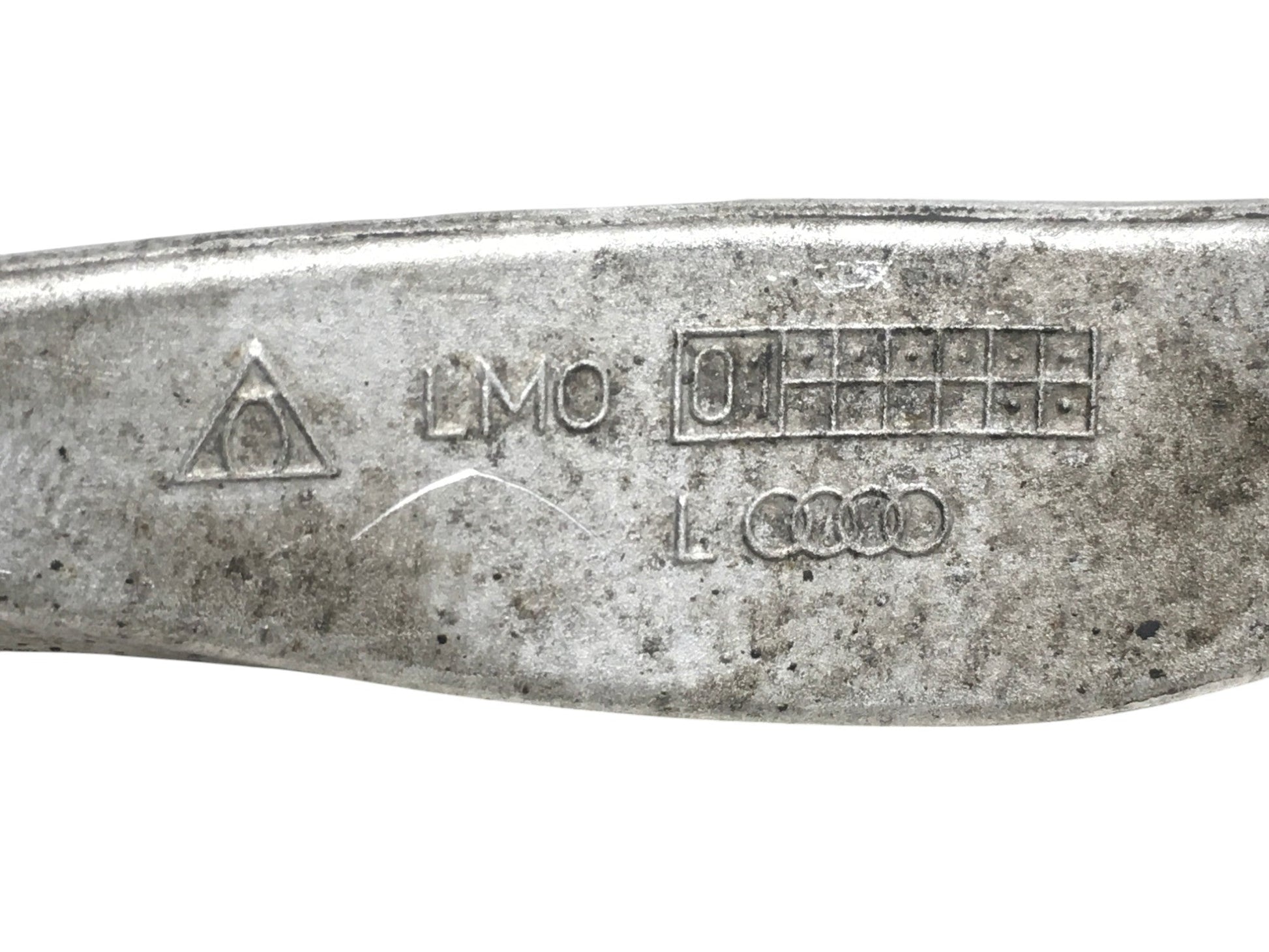 Brazo Suspension del izq VW 8E0407509A - 8E0407509A