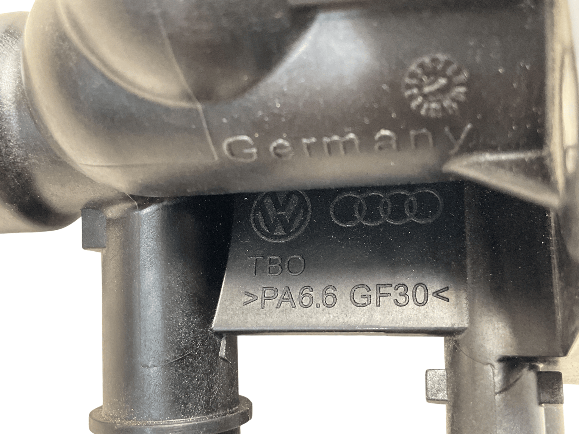 Brida refrigerante VW 06F121132H - 06F121132H