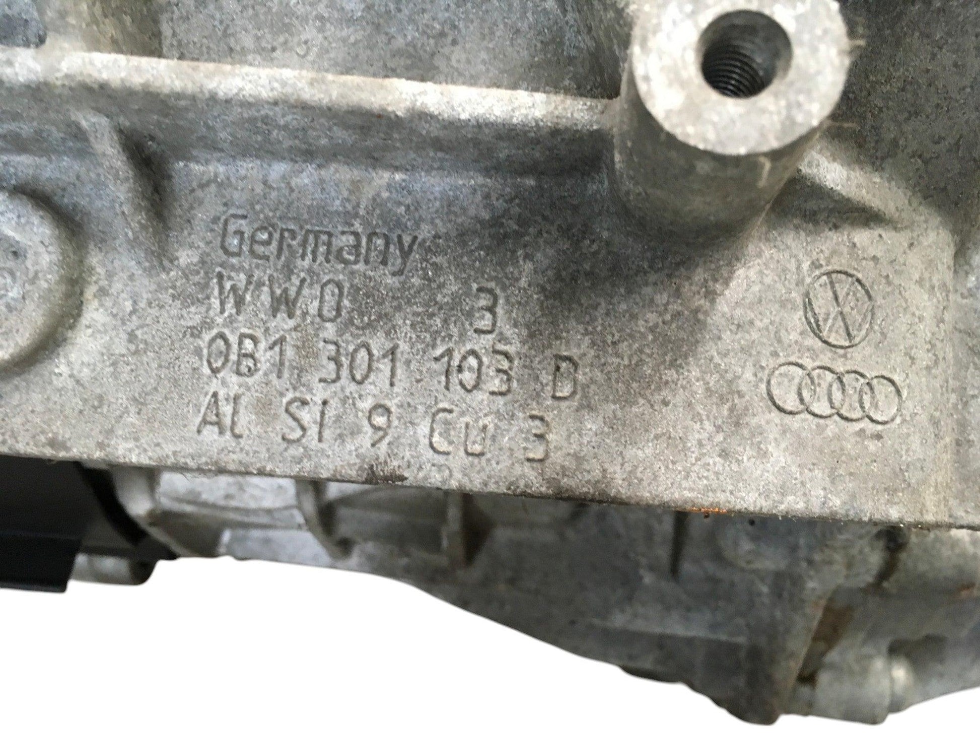 Caja cambios Manual Audi JJF - 0B1301103D