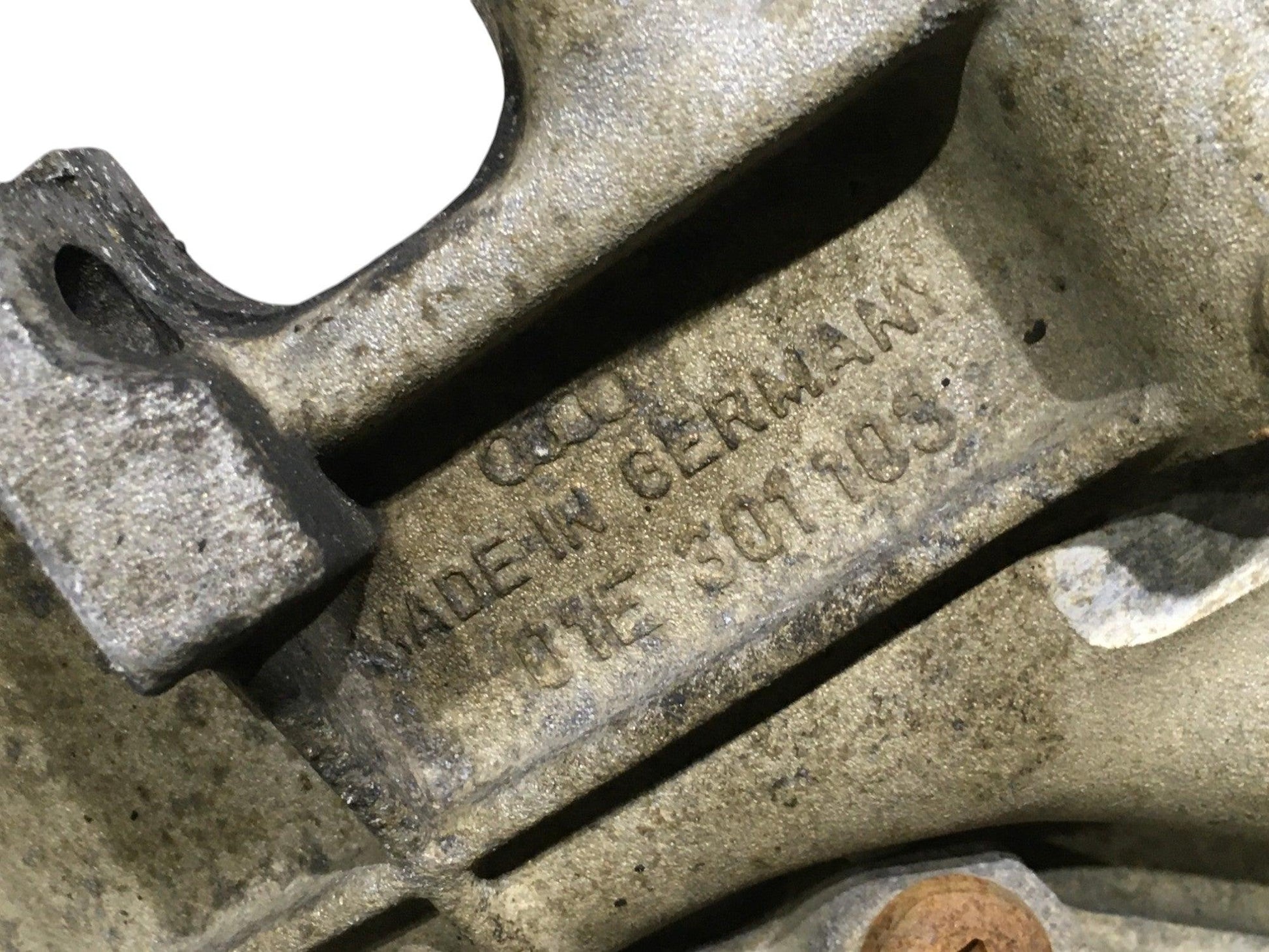 Caja cambios Manual Audi S2 y S4 - CBL