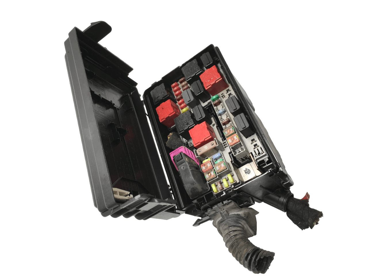 Caja de fusibles Opel Corsa D - 13246936