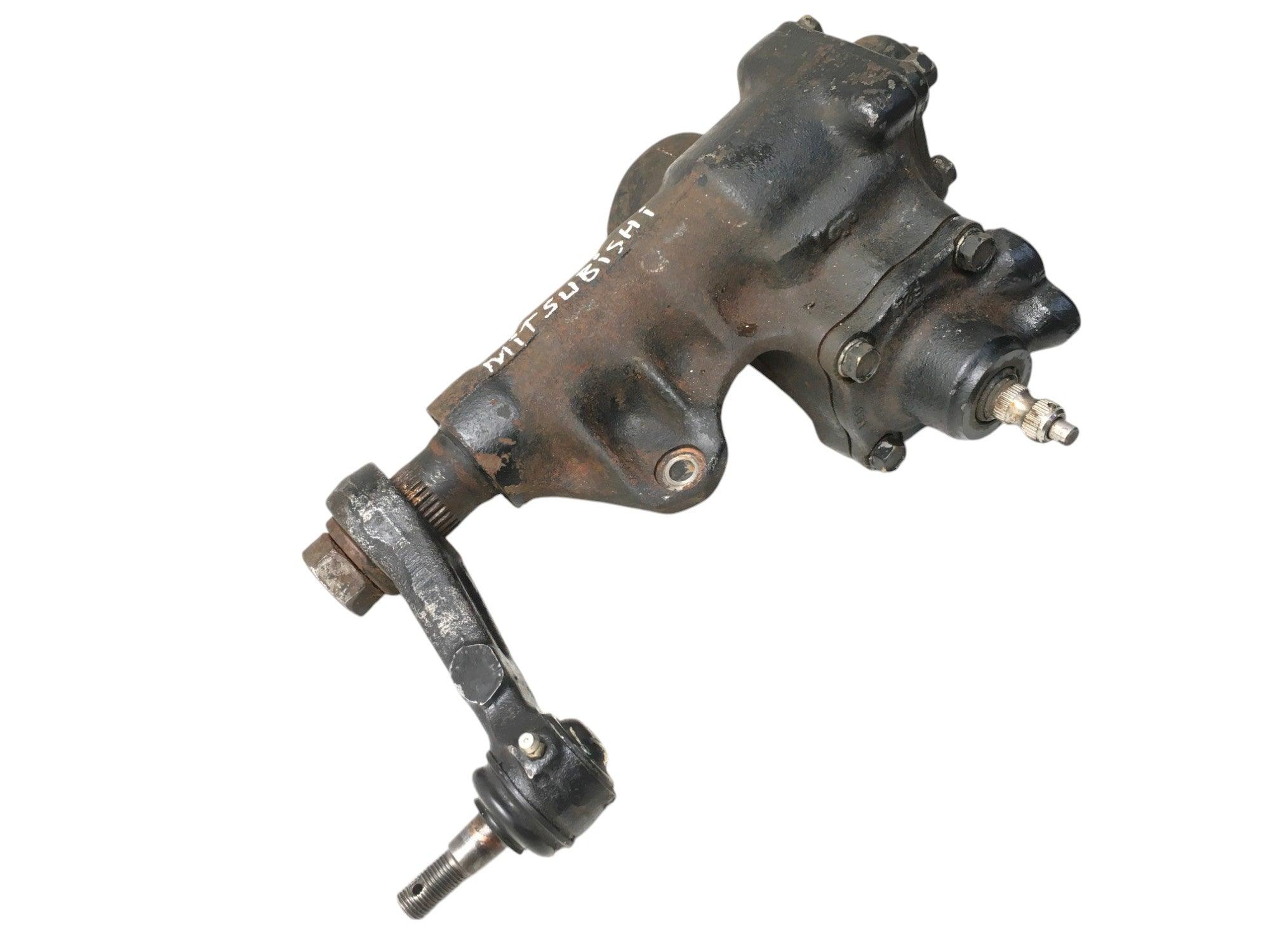 Caja direccion Mitsubishi Pajero L040 - 12000540