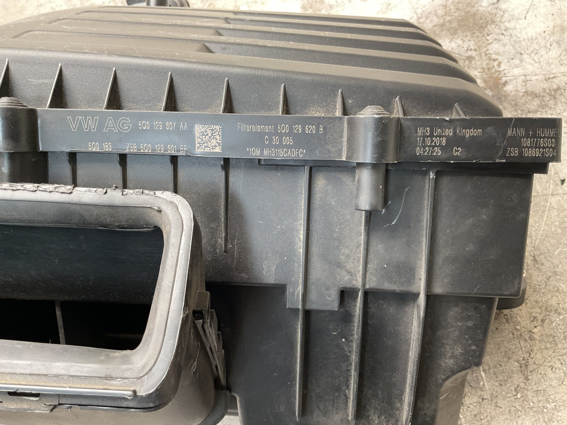 Caja Filtro Aire 2.0TDI VW 5Q0129607AA - 5Q0129607AA _