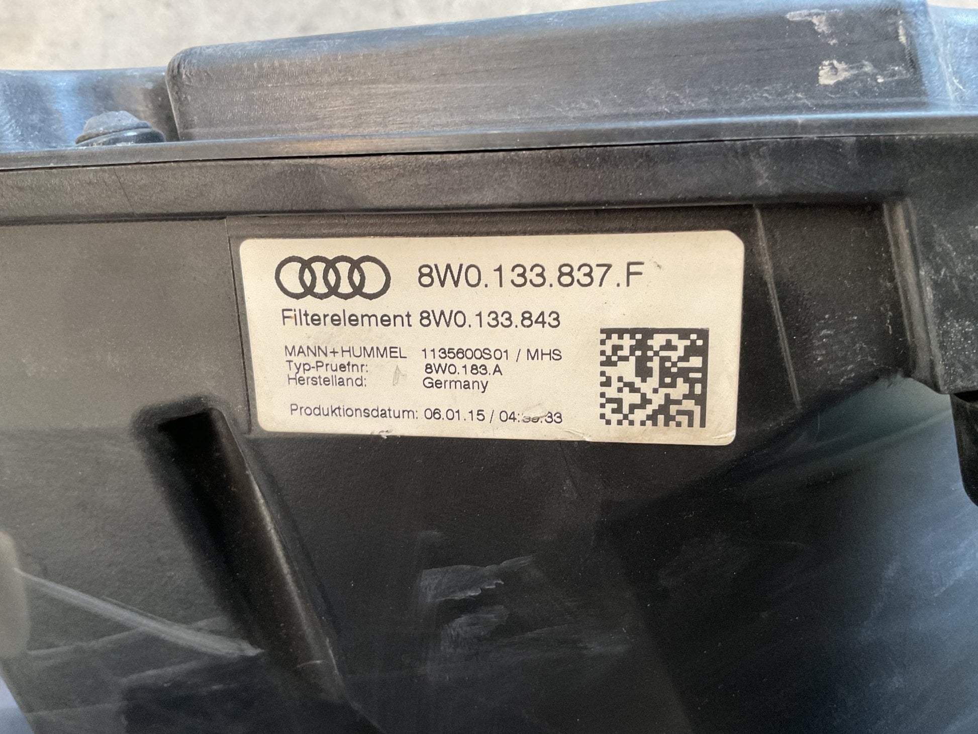 Caja filtro aire AUDI A4 15-20 - 8W0133837F