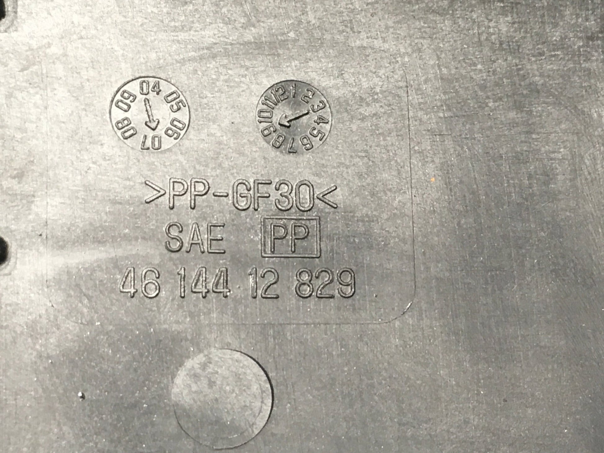 Caja filtro Aire Toyota Corolla Verso R1 y Avensis 25 - 4614412829