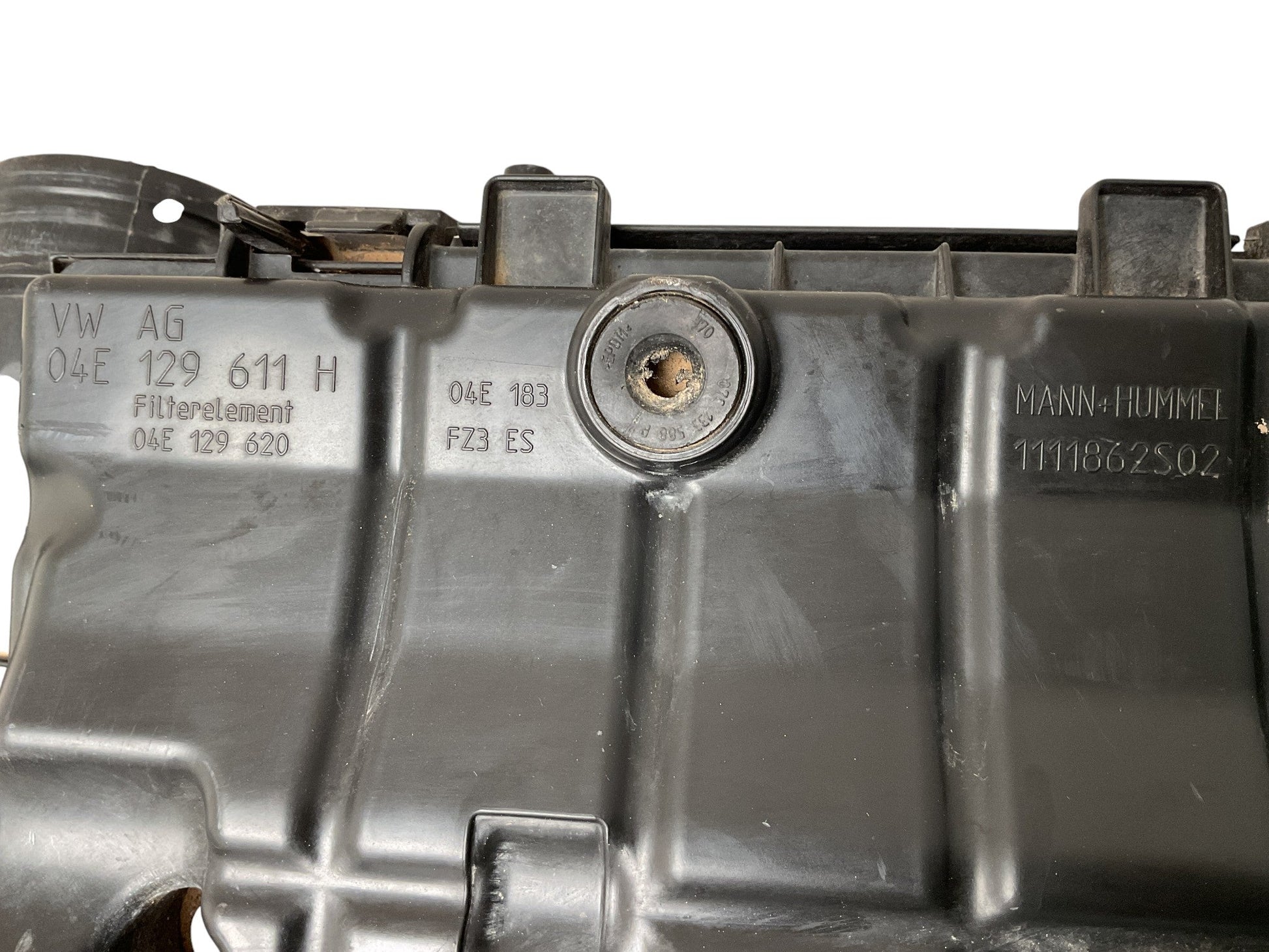 Caja Filtro Aire VW 04E129611H - 1098698S02