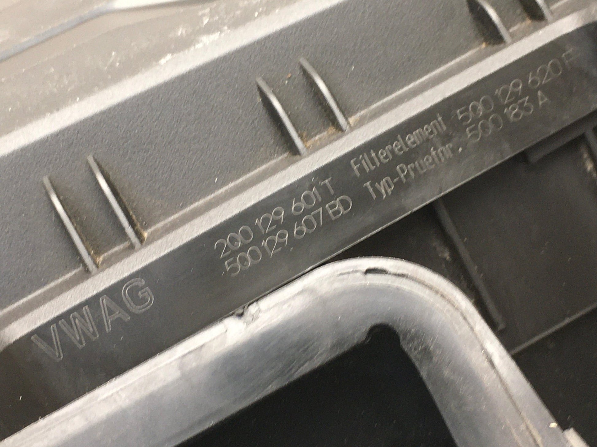 Caja filtro aire VW 2Q0129601T - 2Q0129601T