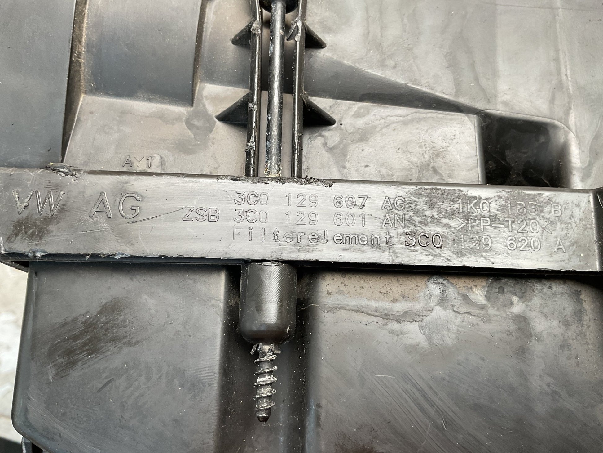 Caja Filtro Aire VW 3C0129607AG - 3C0129607AG