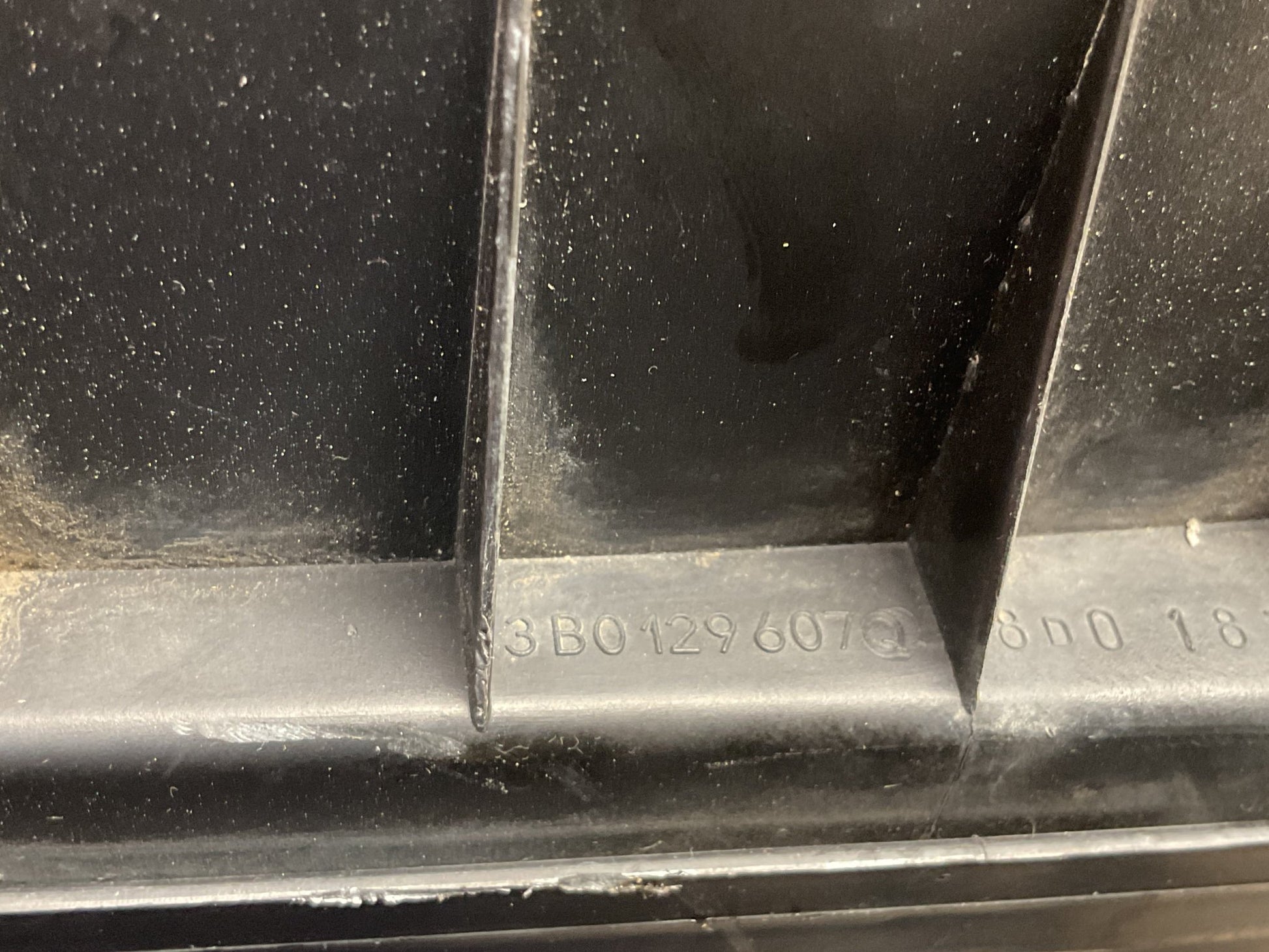 Caja Filtro Aire VW Passat B5 1996-2005 - 3B0129607Q