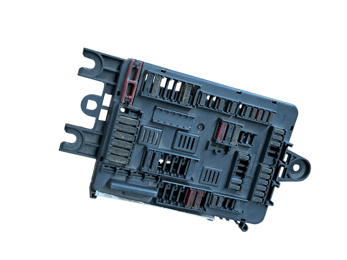 Caja Fusibles BMW 3 11-19 - 9261111
