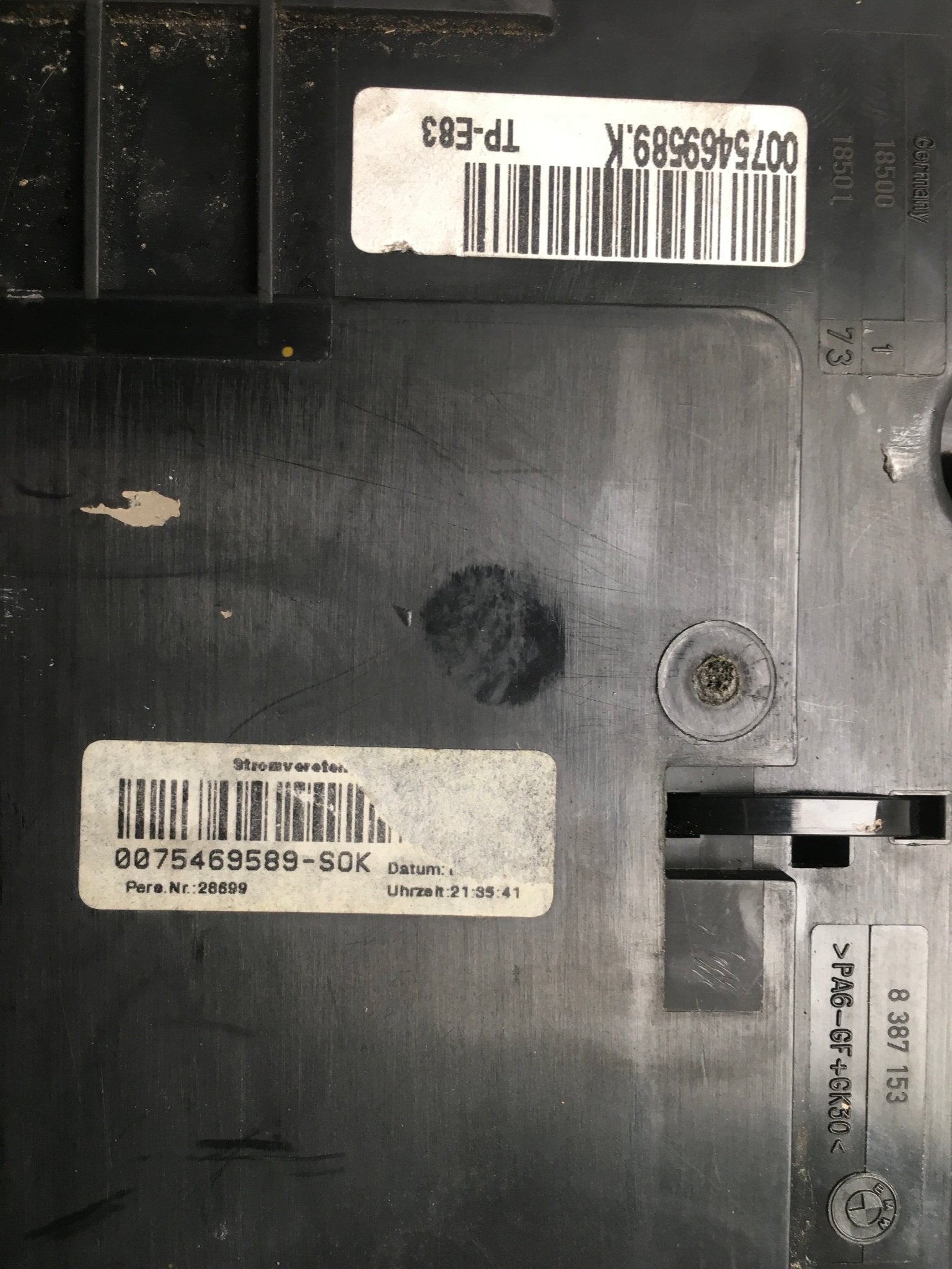 Caja Fusibles BMW E83 E46 - 8387153