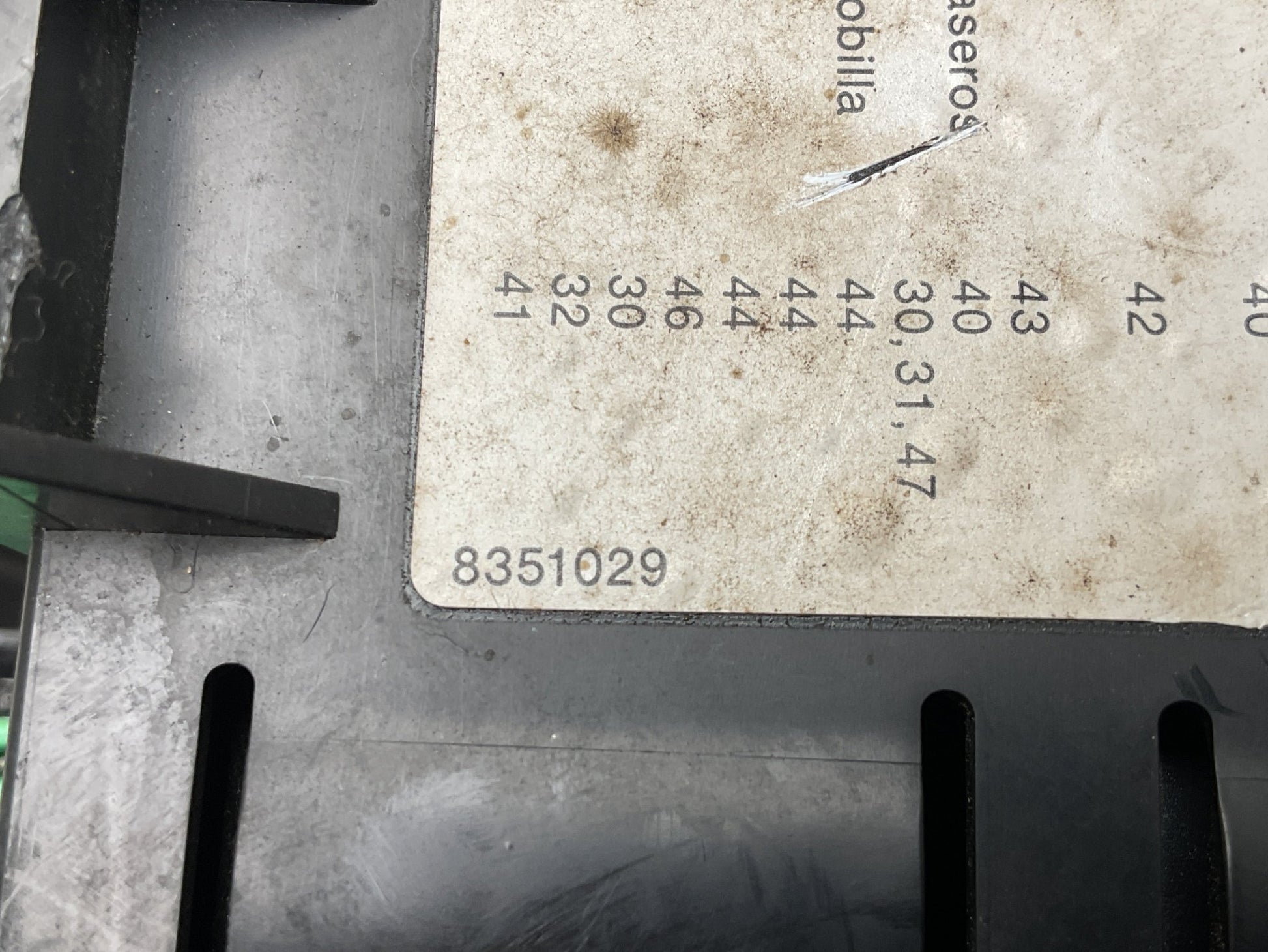 Caja Fusibles BMW Serie 5 Serie 7 1986 - 1996 - 1378539