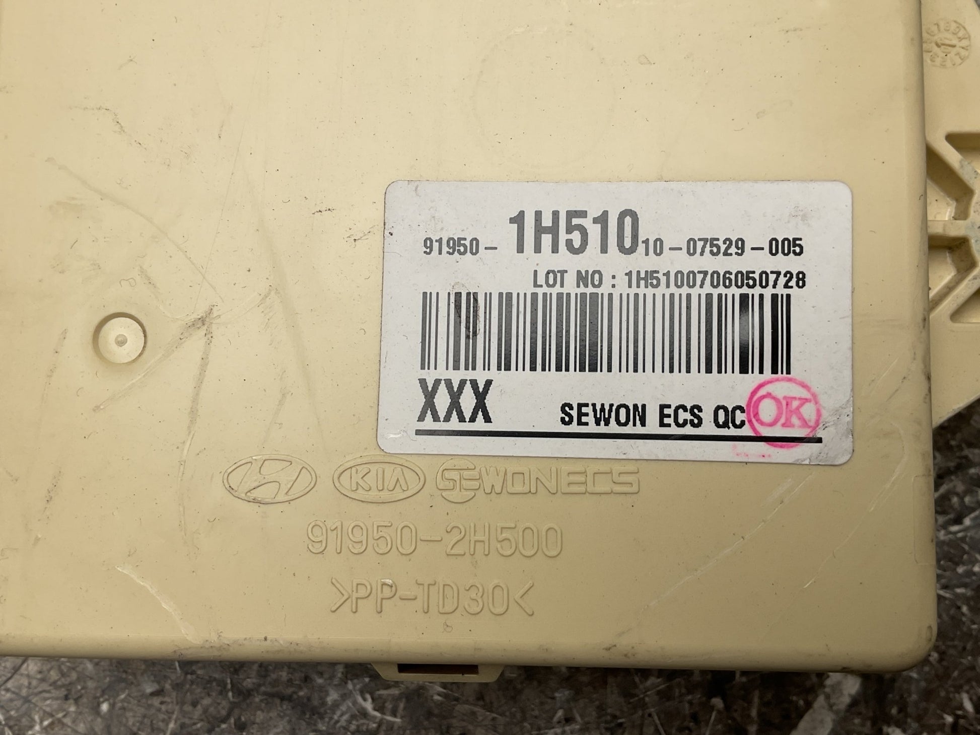 Caja Fusibles Hyundai KIA 919502H500 - 919502H500