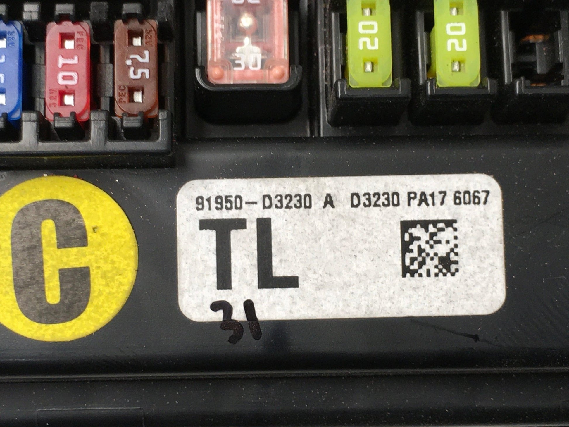 Caja fusibles Hyundai Tucson III - 91950D3230