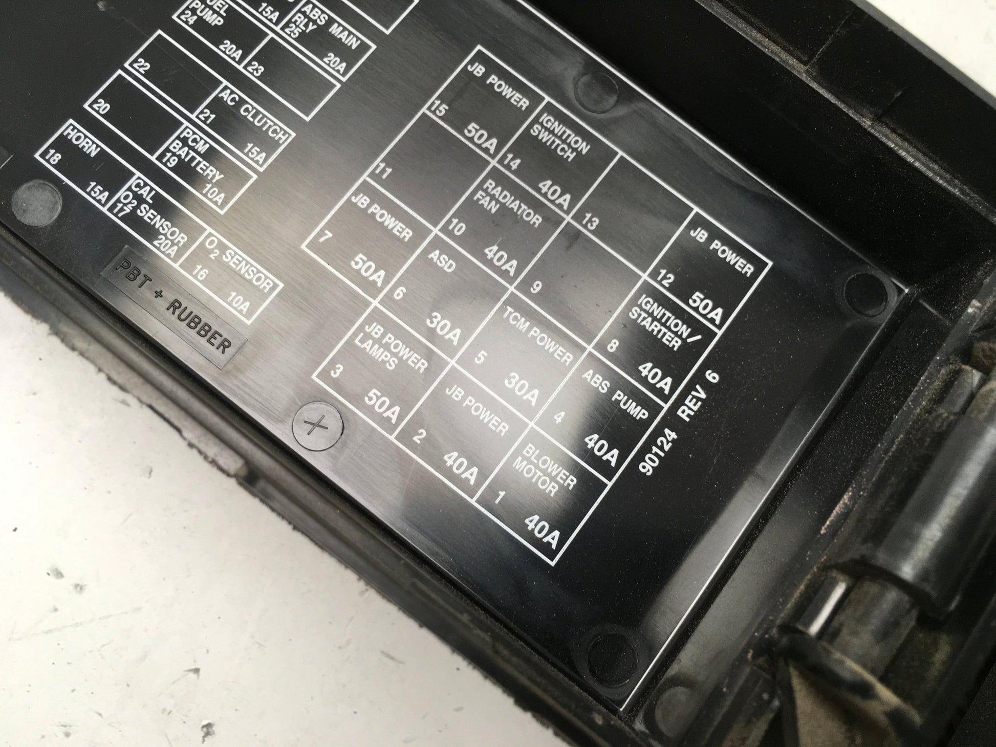 Caja fusibles Jeep Grand Cherokee II - 56042955AF