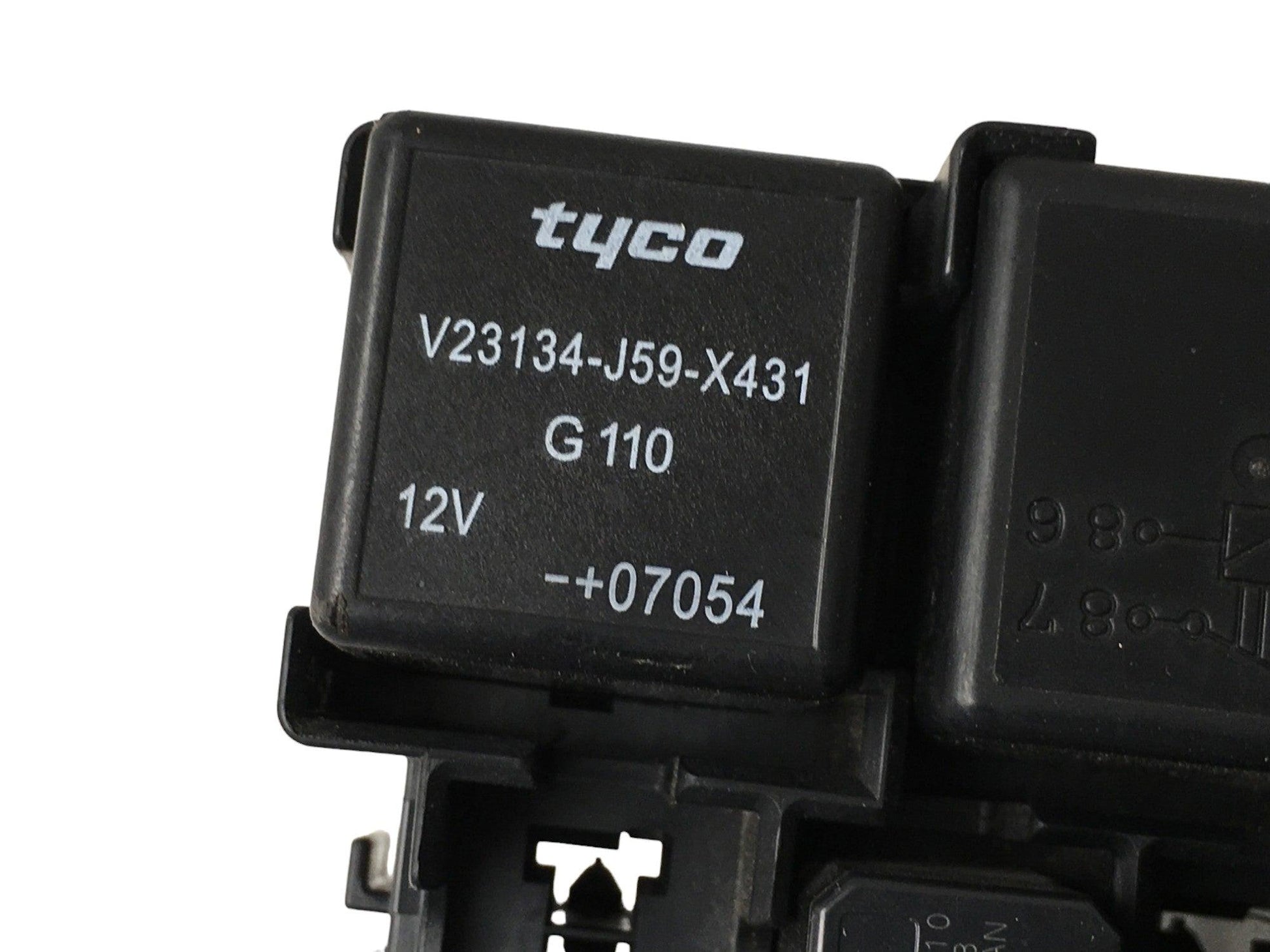 Caja fusibles Mazda 5 - V23134J59X431