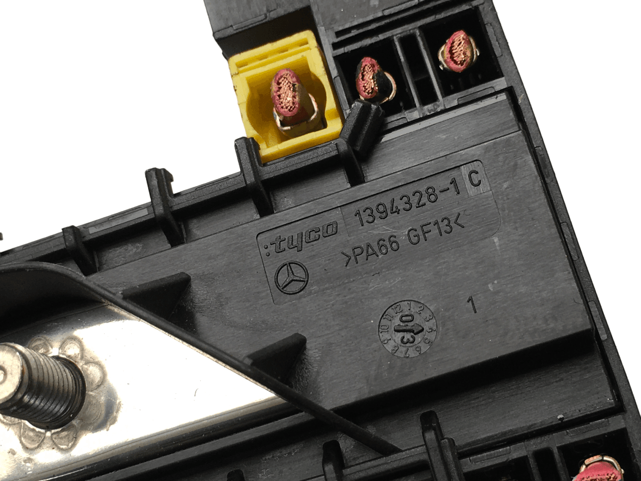 Caja fusibles Mercedes 2115450301 - 2115450301