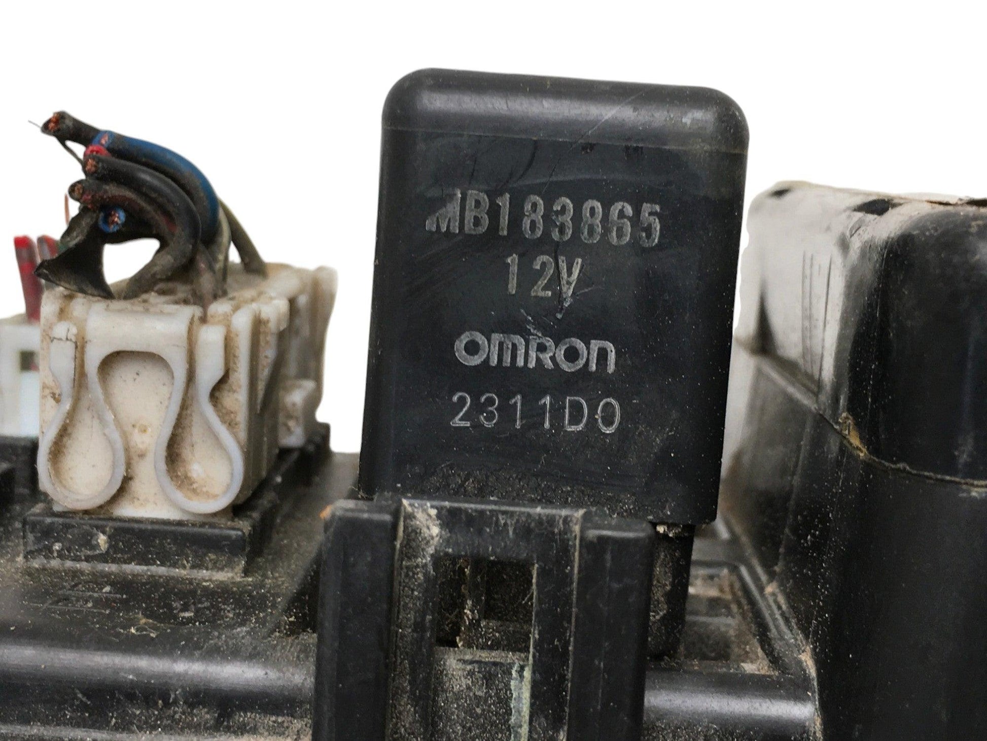 Caja Fusibles Mitsubishi Pajero II - MB852922