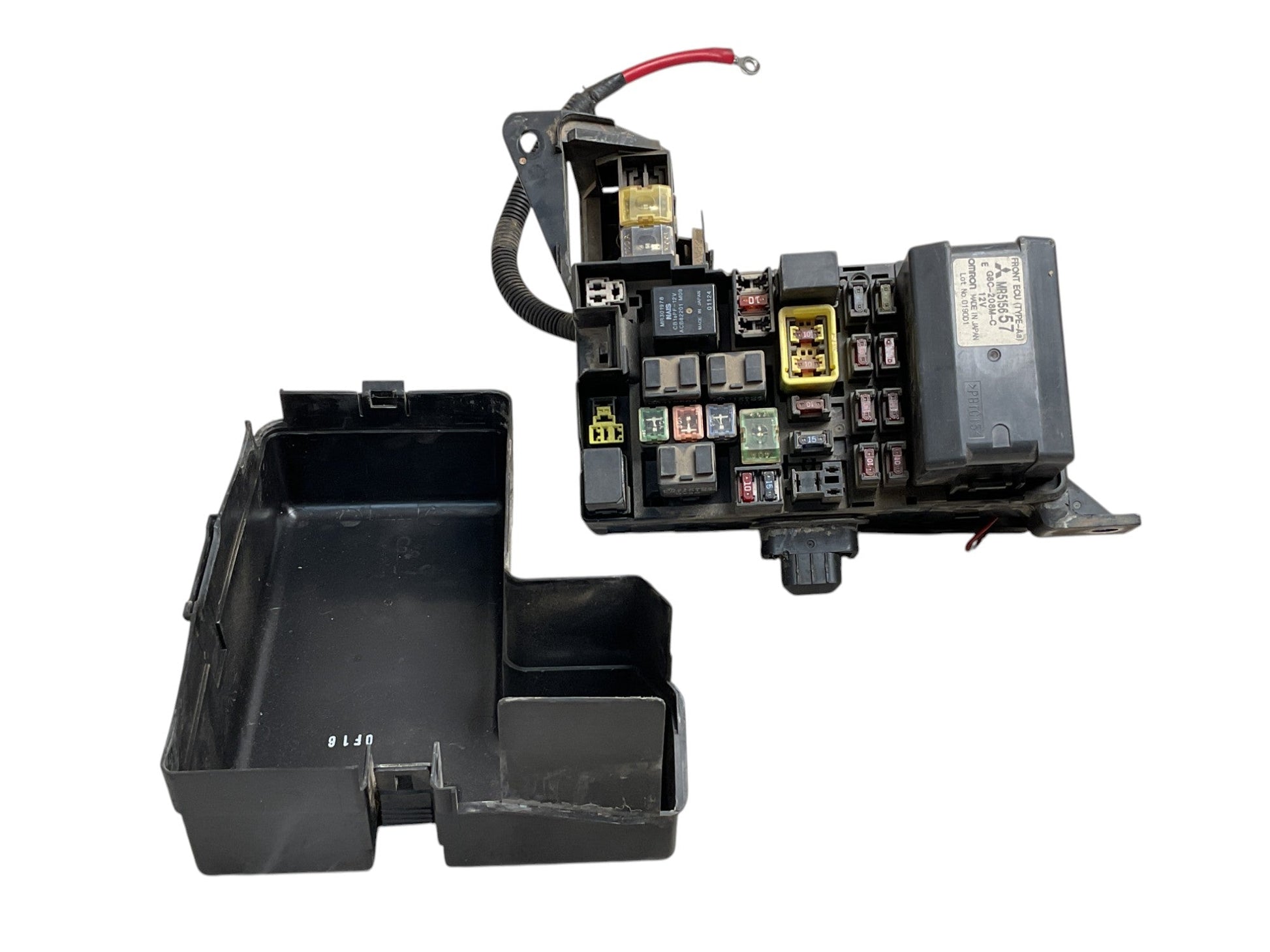 Caja Fusibles Mitsubishi Pajero Pinin 98 - 07 - MR515657